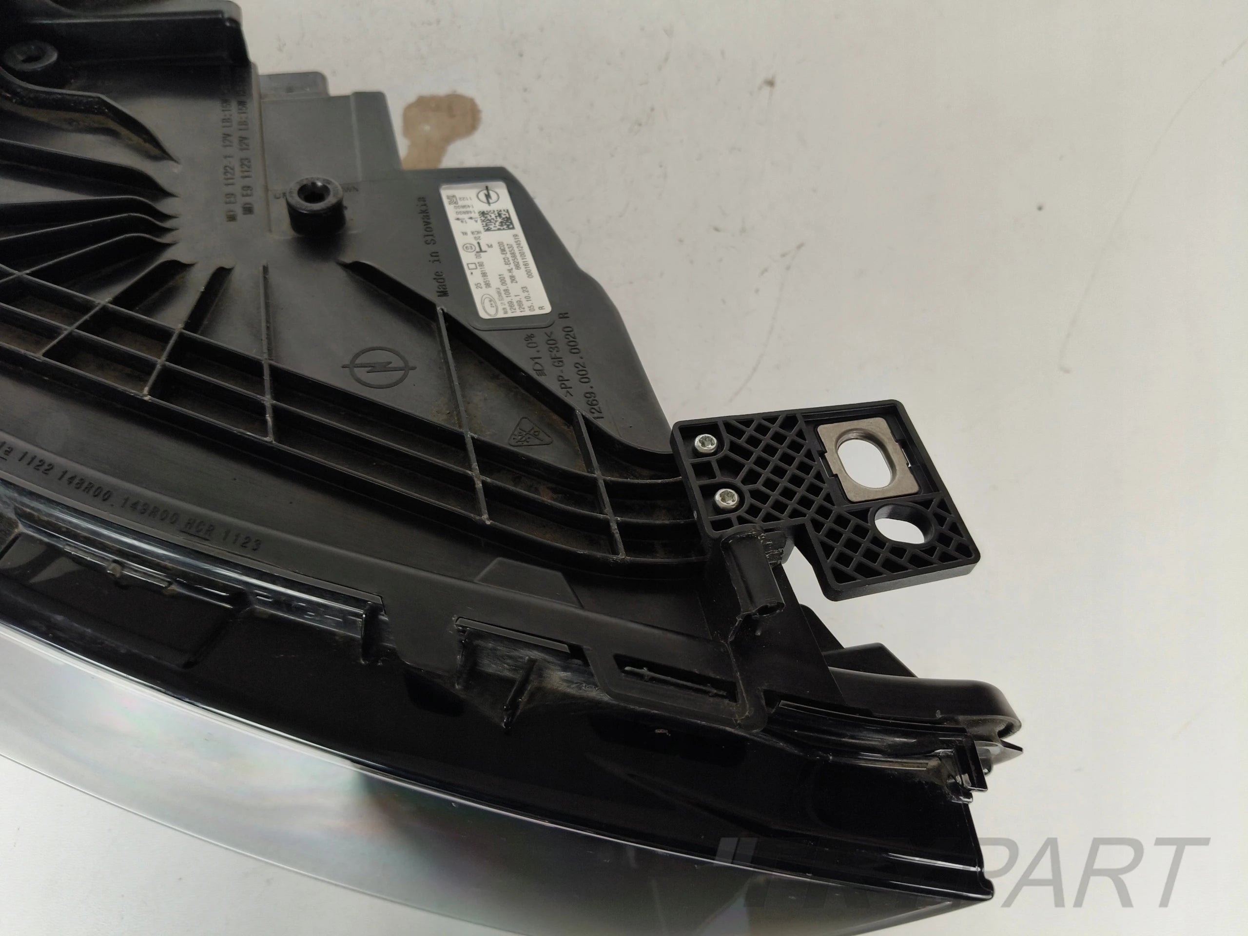 RIGHT HEADLIGHT LAMP FOR OPEL ASTRA VI L 22- FULL LED