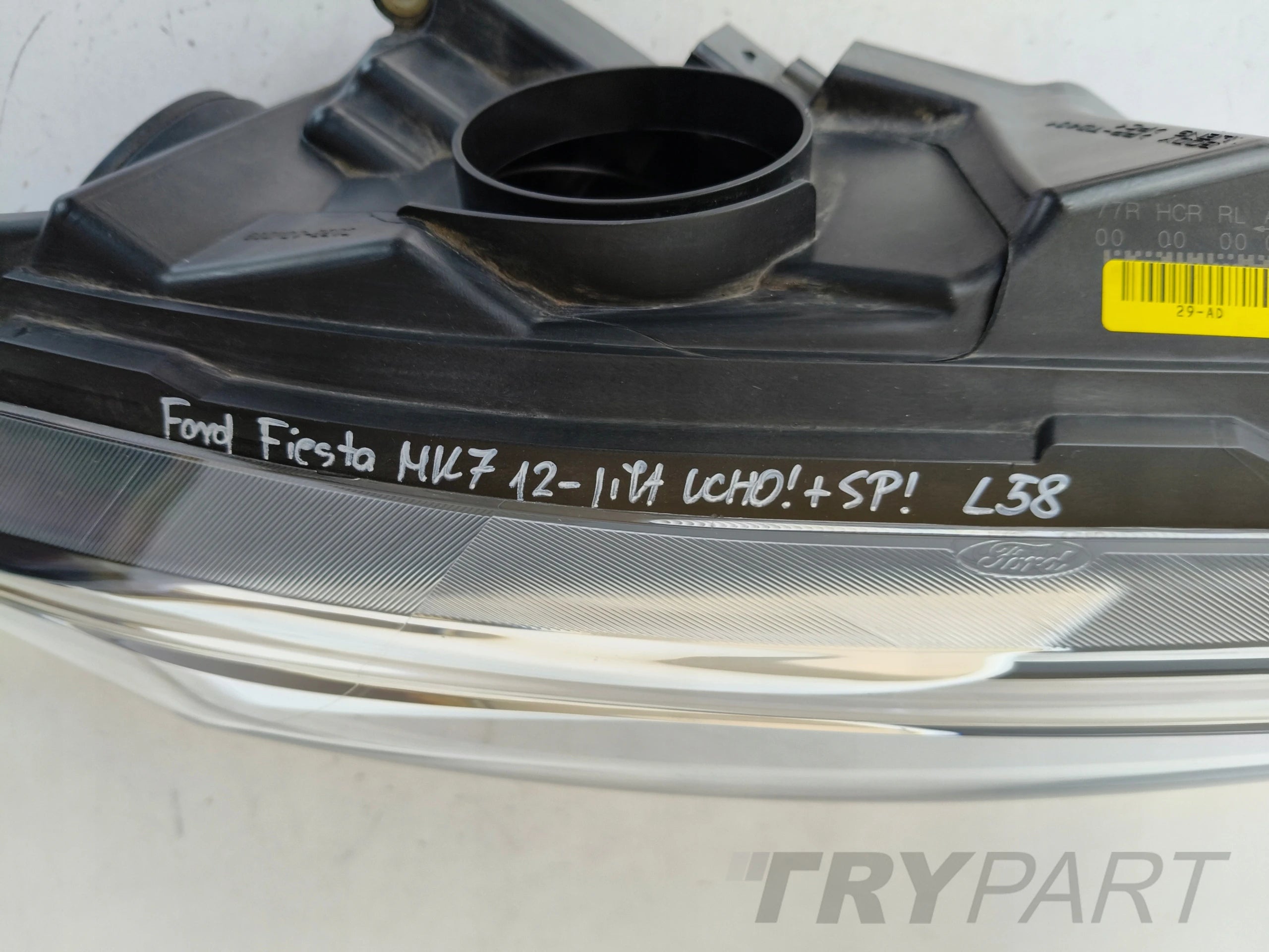 RIGHT HEADLIGHT LAMP FORD FIESTA MK7 12- FACELIFT