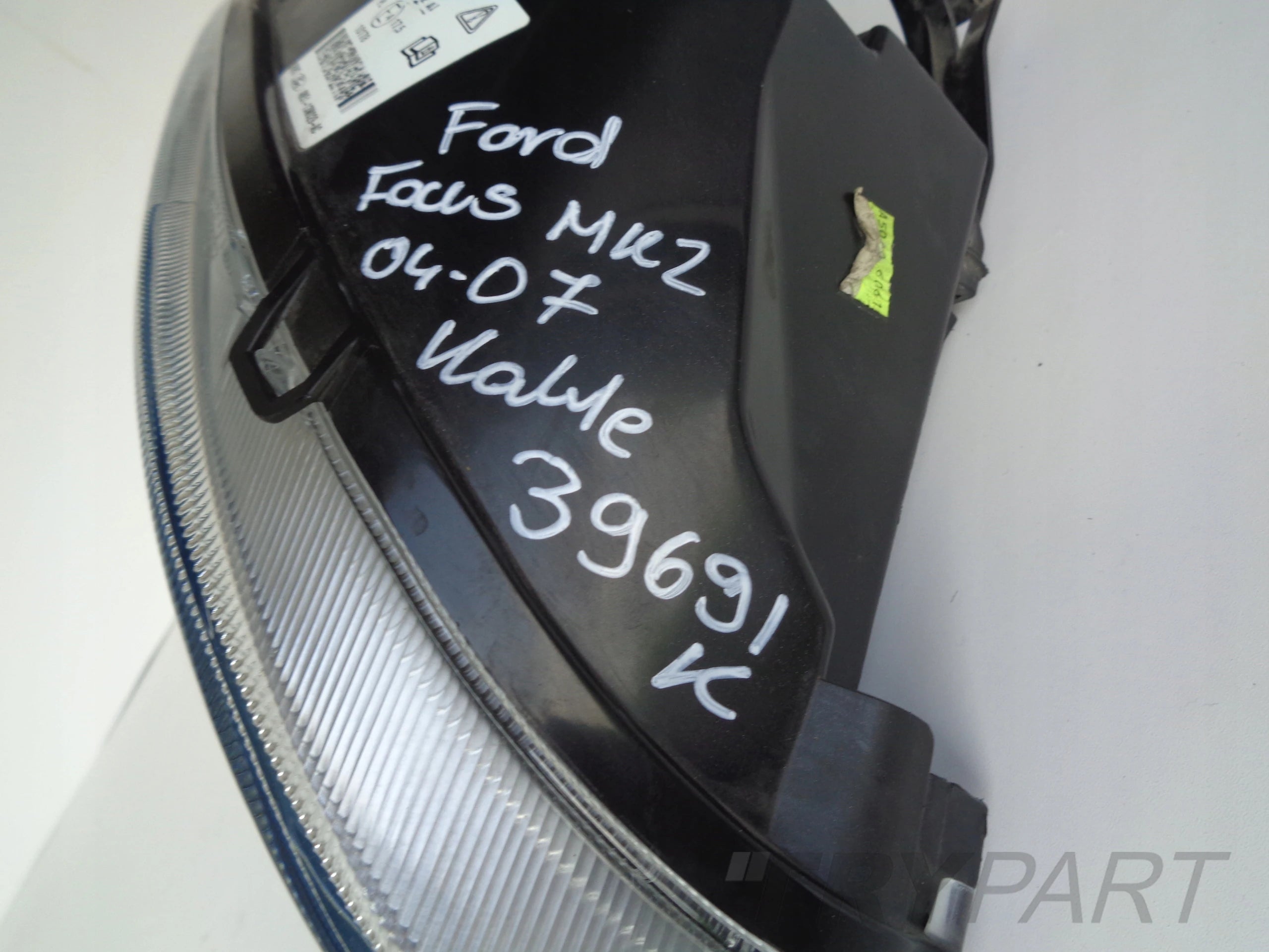RIGHT HEADLIGHT LAMP FORD FOCUS MK2 04-07