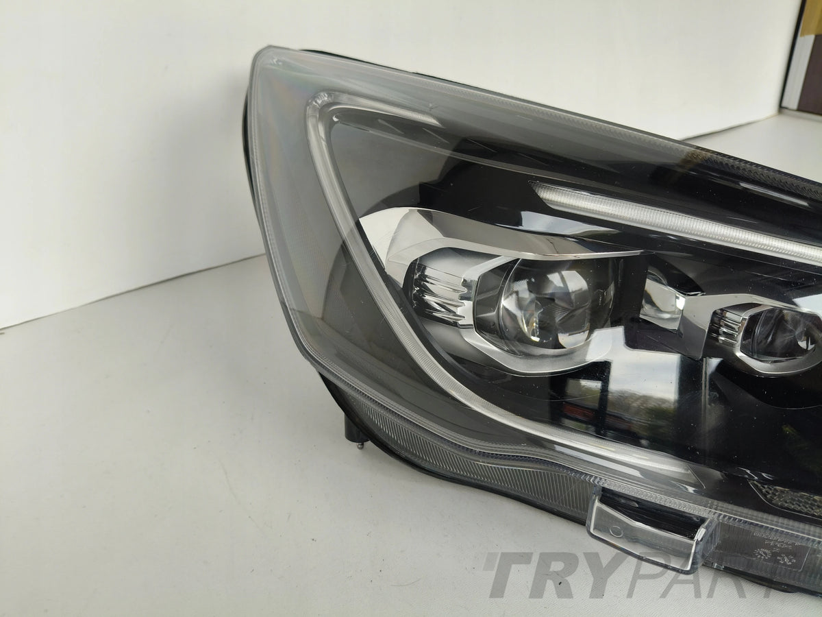 RIGHT HEADLIGHT LAMP FORD FOCUS MK4 18- FULL LED