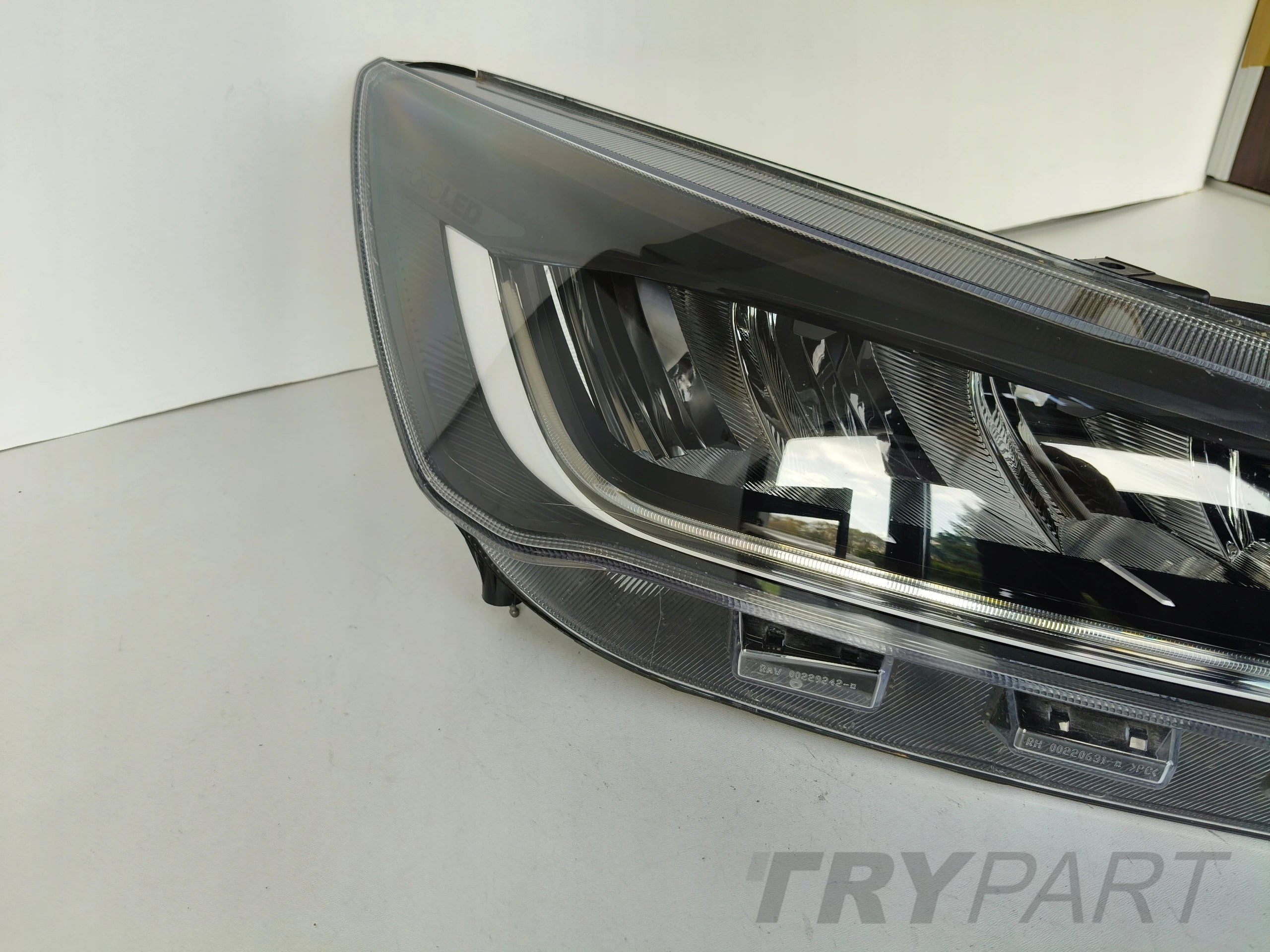 RIGHT HEADLIGHT LAMP FORD FOCUS MK4 22- LIFT FULL LED