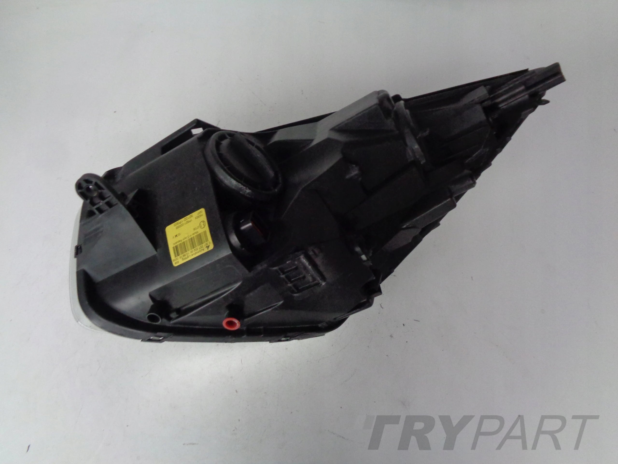 RIGHT HEADLIGHT LAMP KIA VENGA 10-