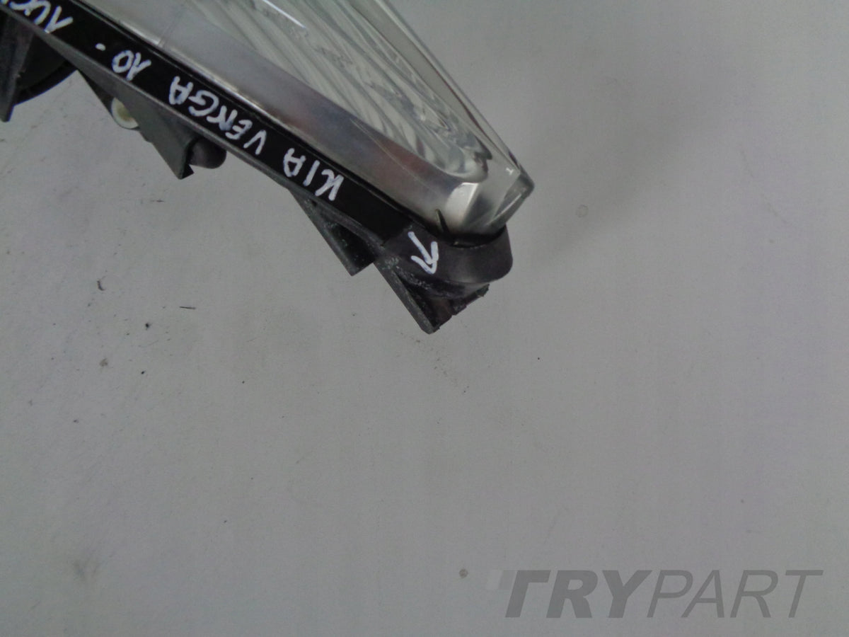 RIGHT HEADLIGHT LAMP KIA VENGA 10-