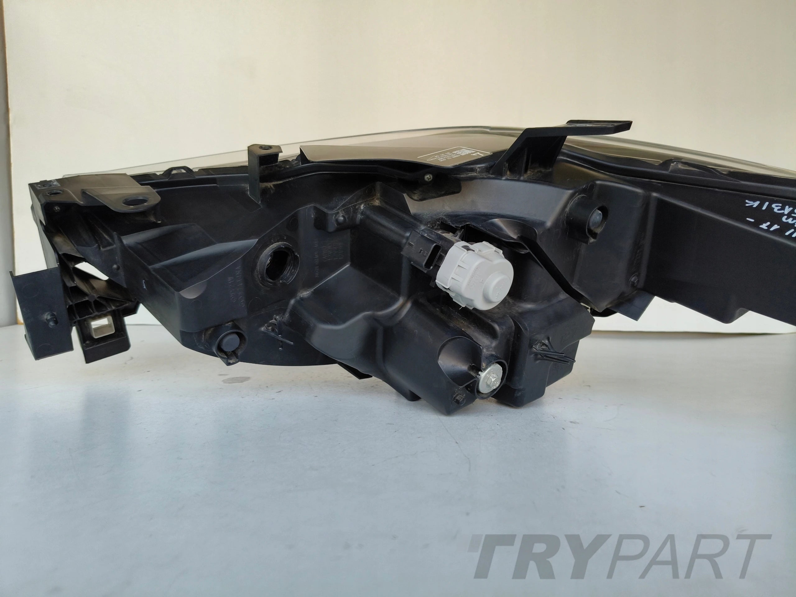 RIGHT HEADLIGHT LAMP MAZDA CX5 II 17- FULL LED 9 PIN