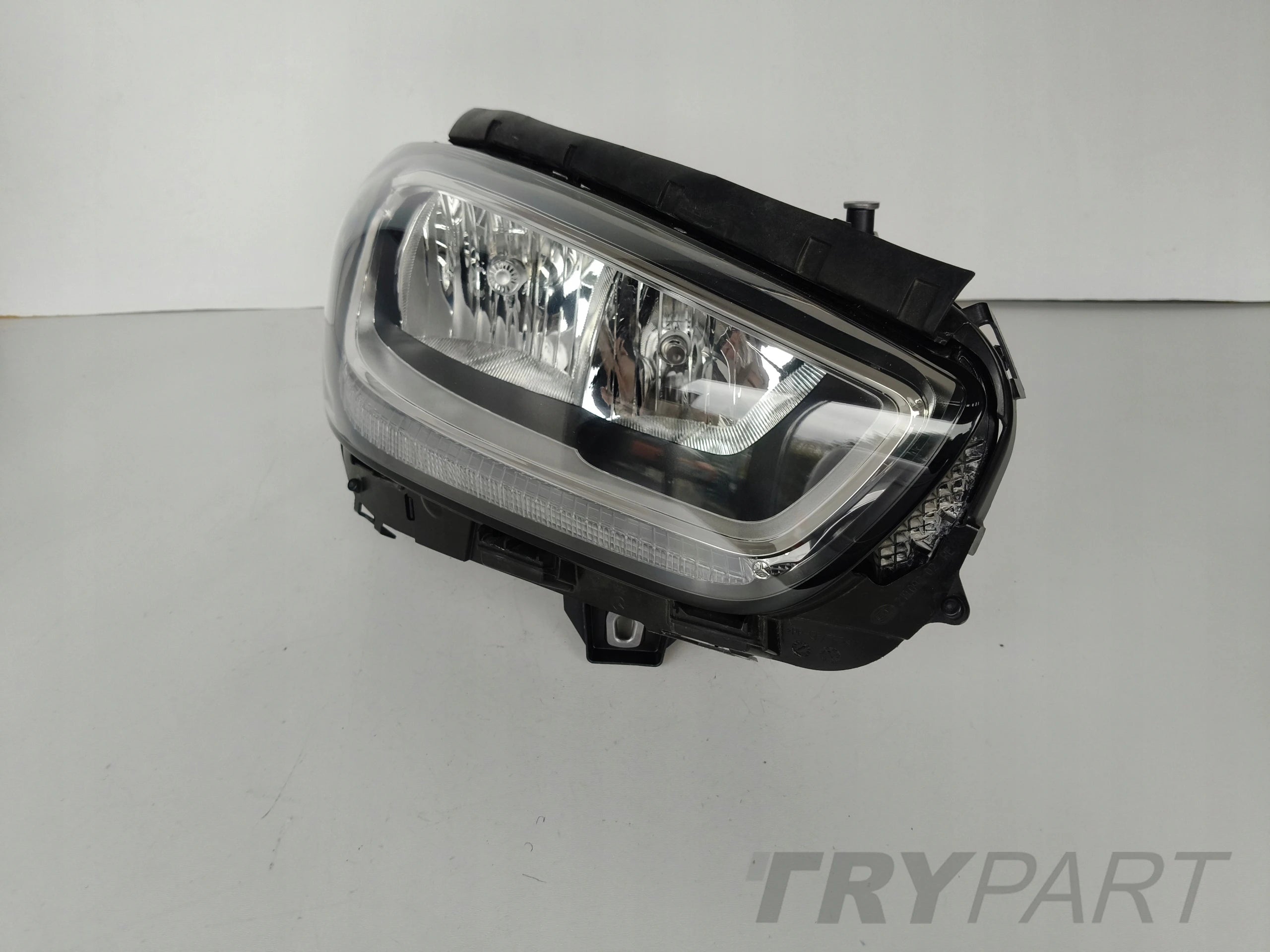 RIGHT HEADLIGHT LAMP MERCEDES B-CLASS W247 18-