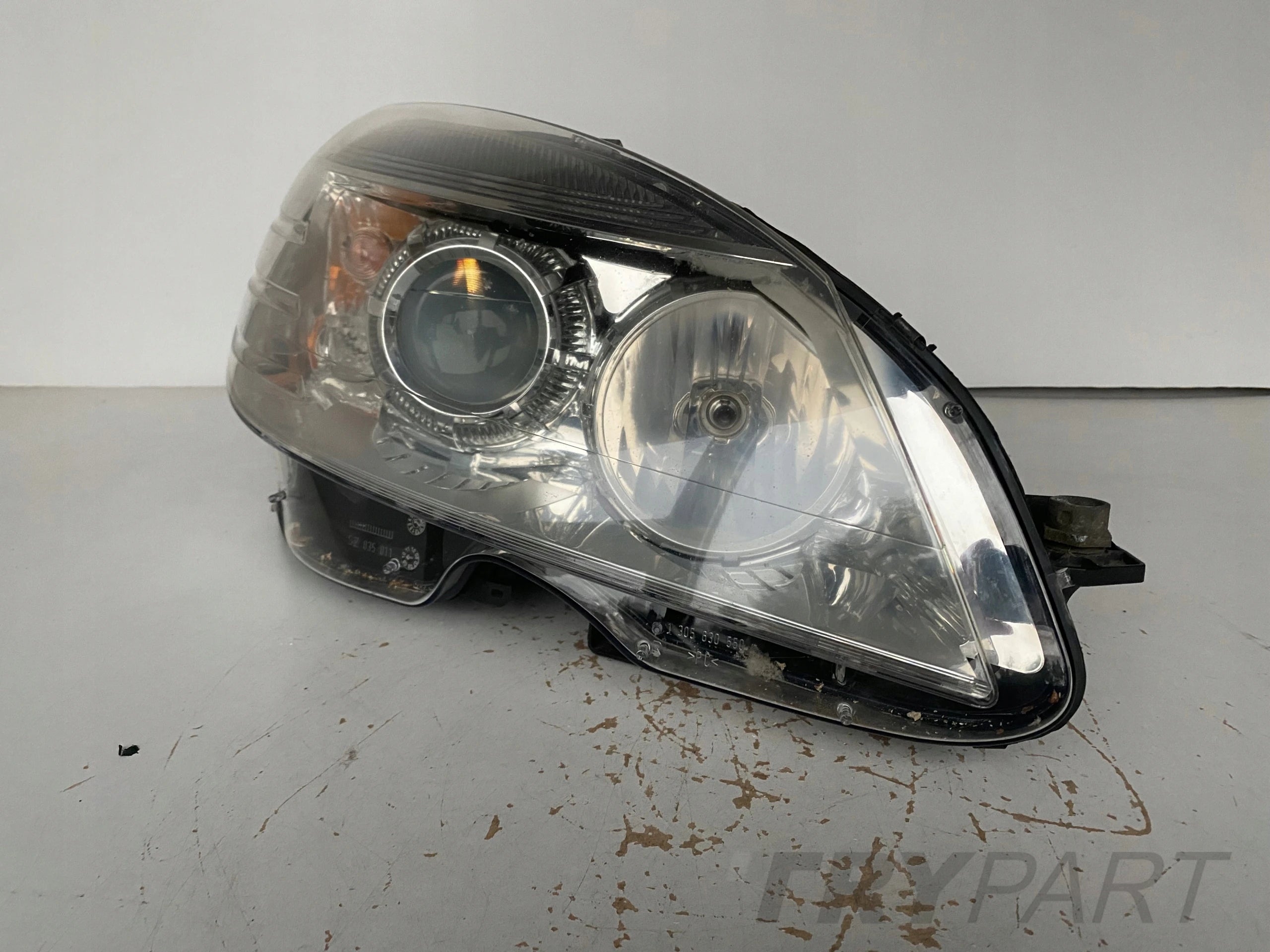 RIGHT HEADLIGHT LAMP MERCEDES C-CLASS W204 07-10