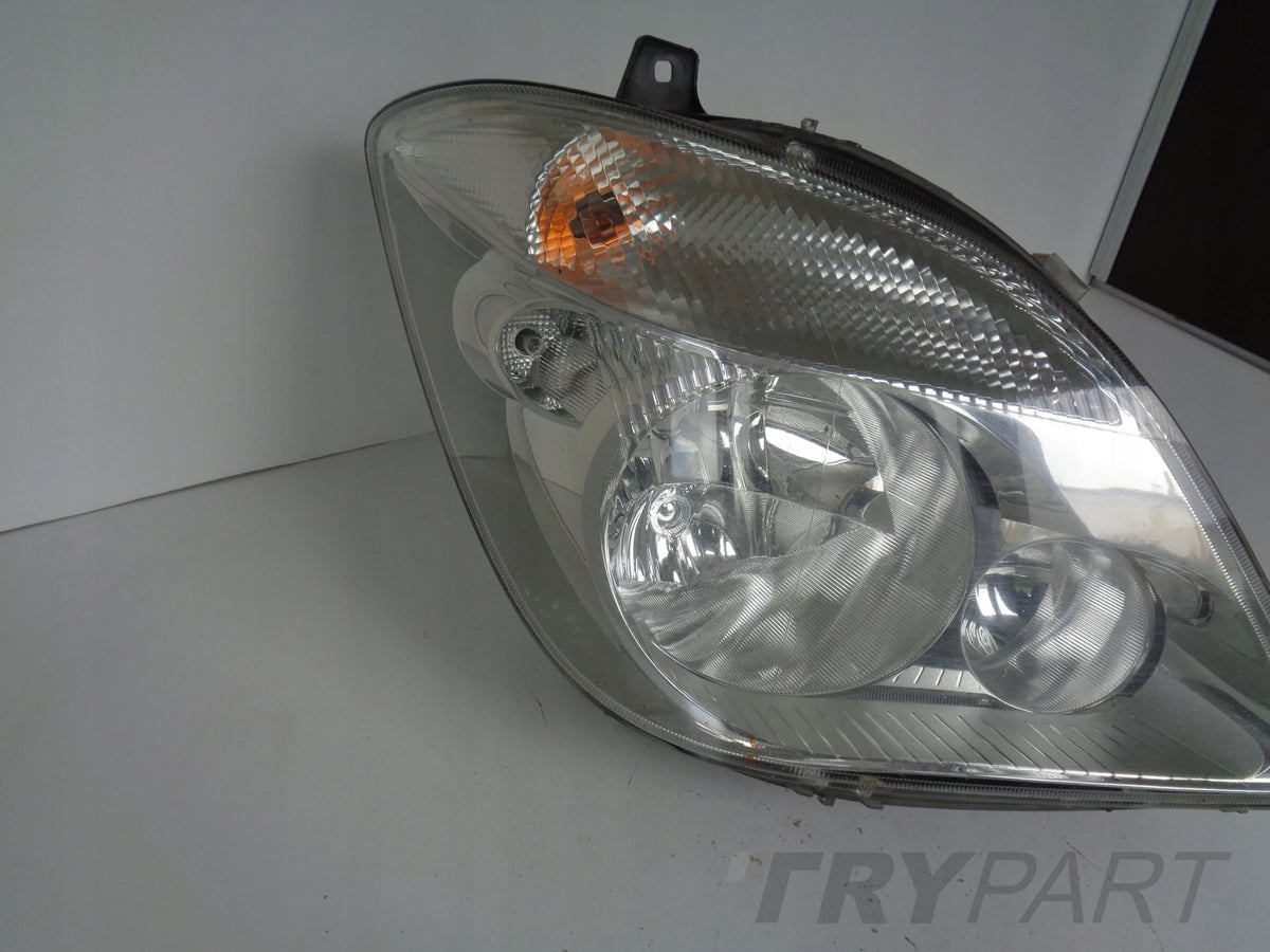 RIGHT HEADLIGHT LAMP MERCEDES SPRINTER W906 06-13