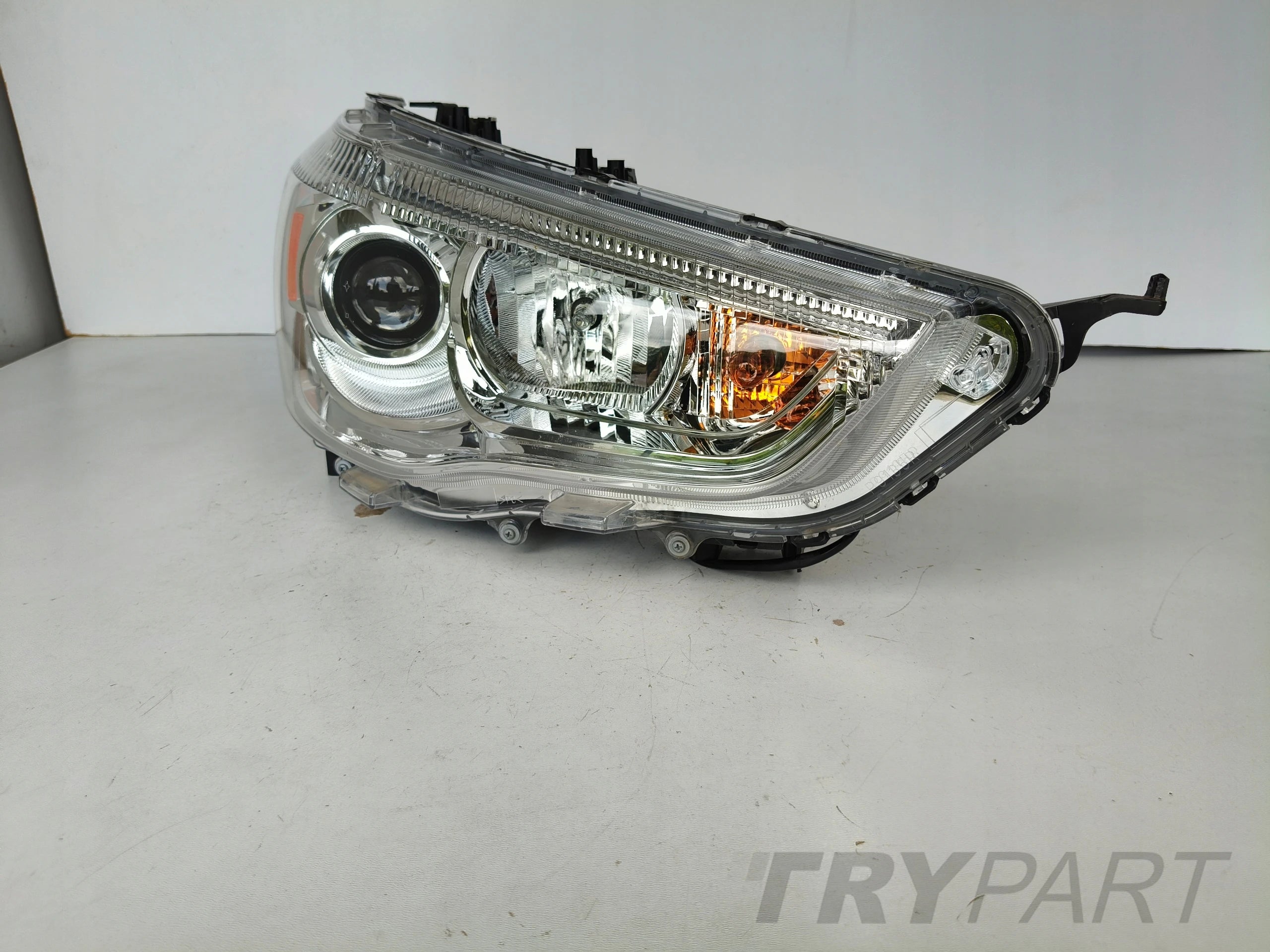 RIGHT HEADLIGHT LAMP MITSUBISHI ASX 10-