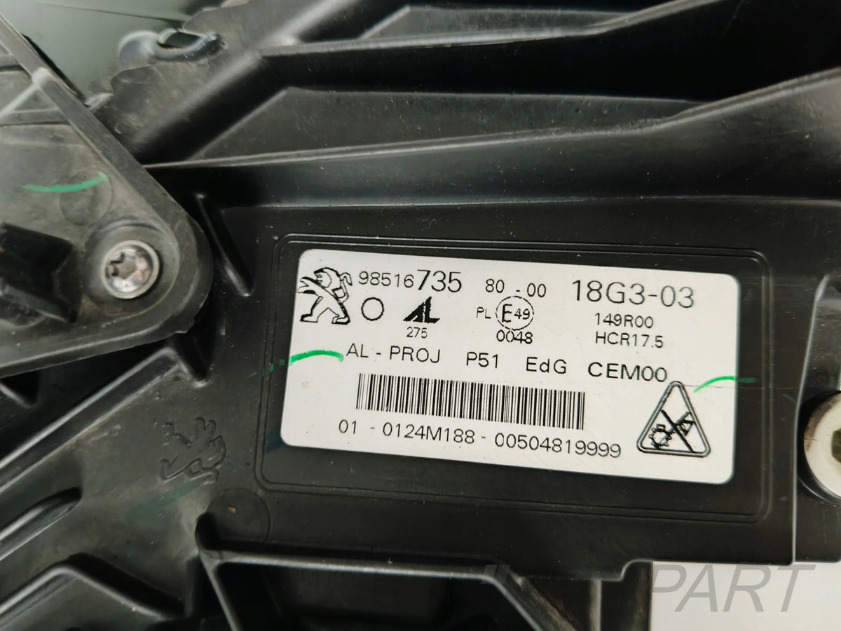 RIGHT HEADLIGHT LAMP PEUGEOT 308 III T10 22- FULL LED