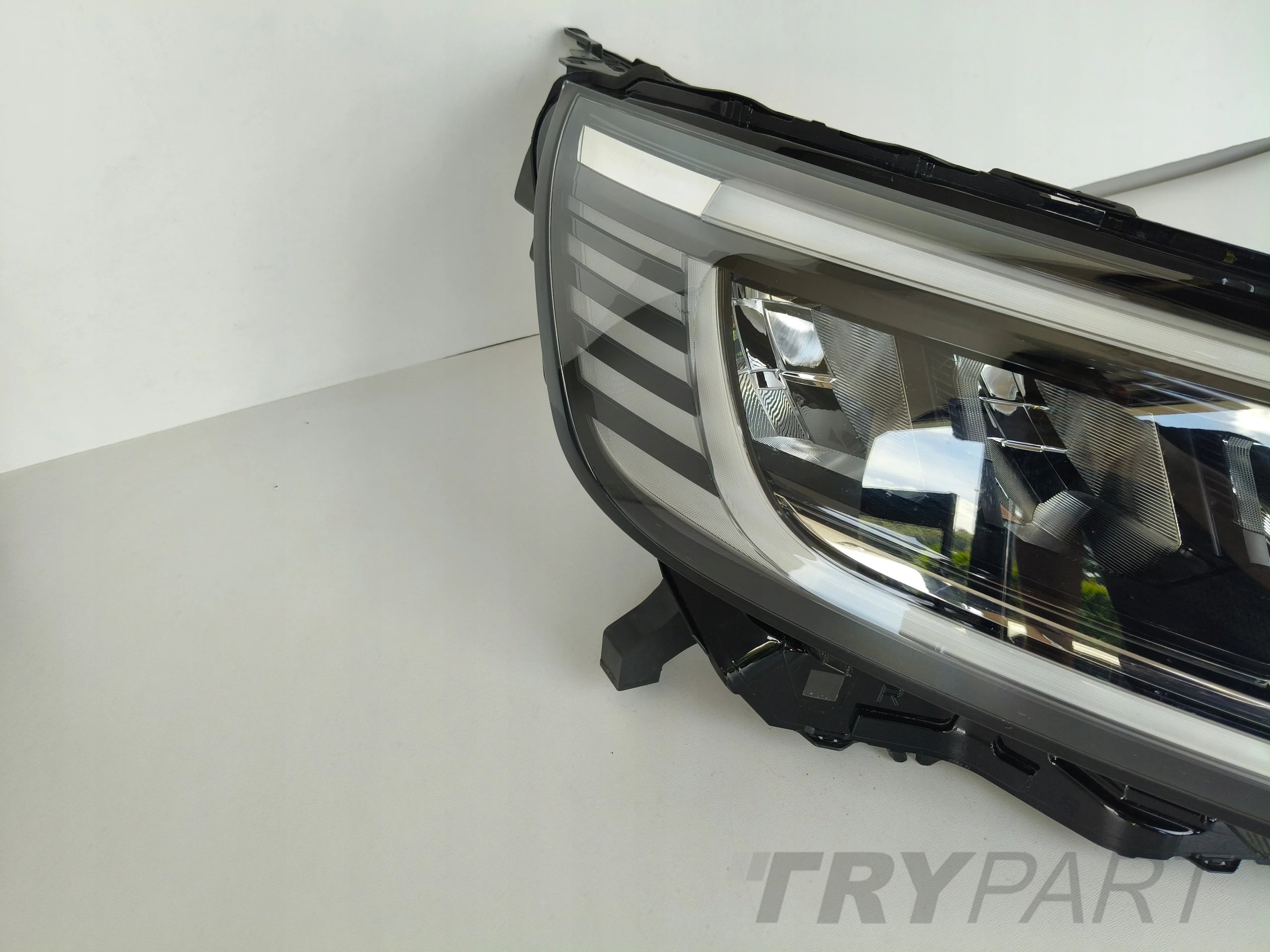RIGHT HEADLIGHT LAMP RENAULT KANGOO IV 22- FULL LED
