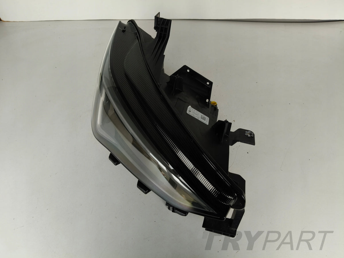 RIGHT HEADLIGHT LAMP SEAT CUPRA BORN 10E 21- FULL LED