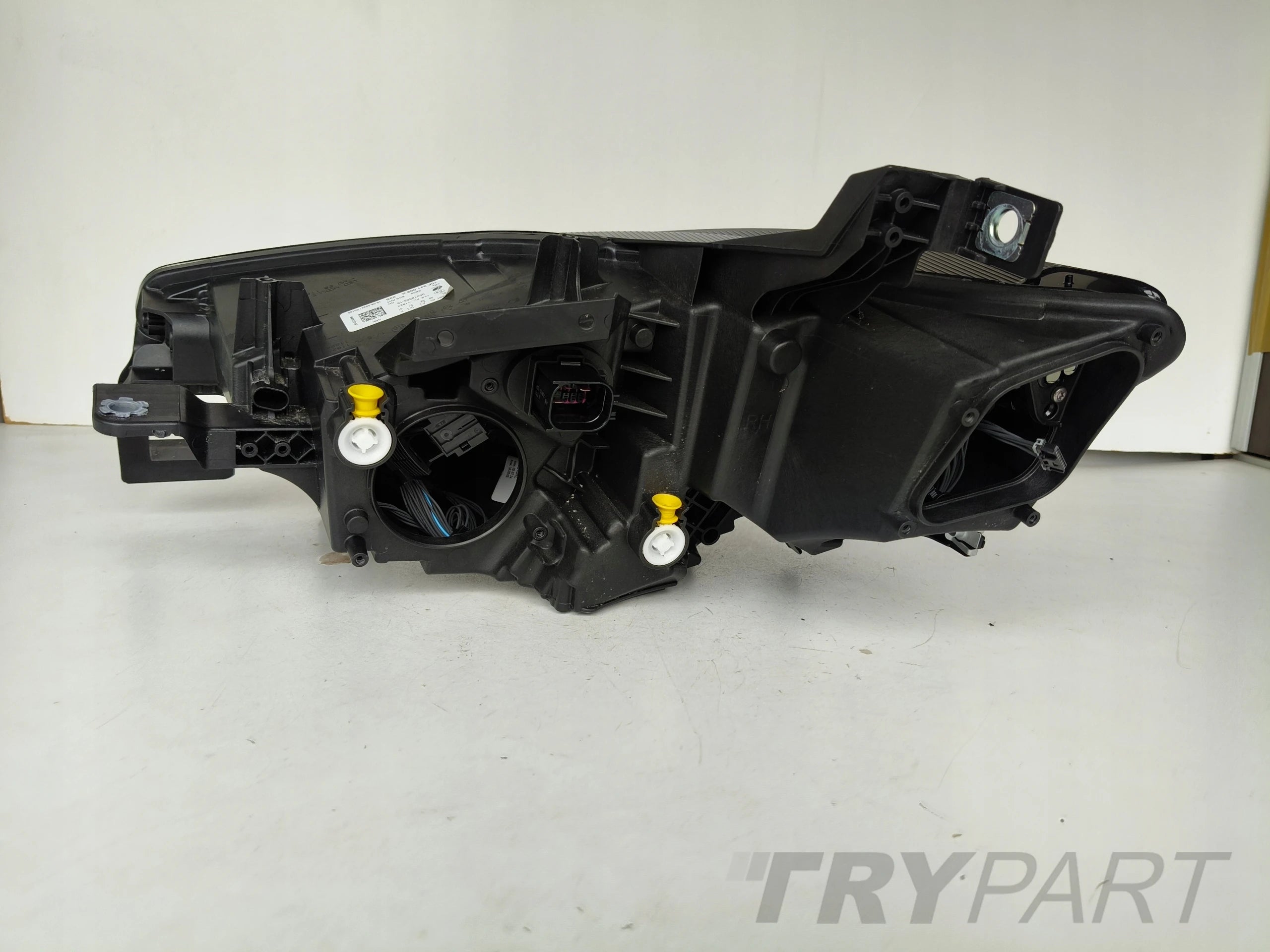 RIGHT HEADLIGHT LAMP SEAT CUPRA BORN 10E 21- FULL LED