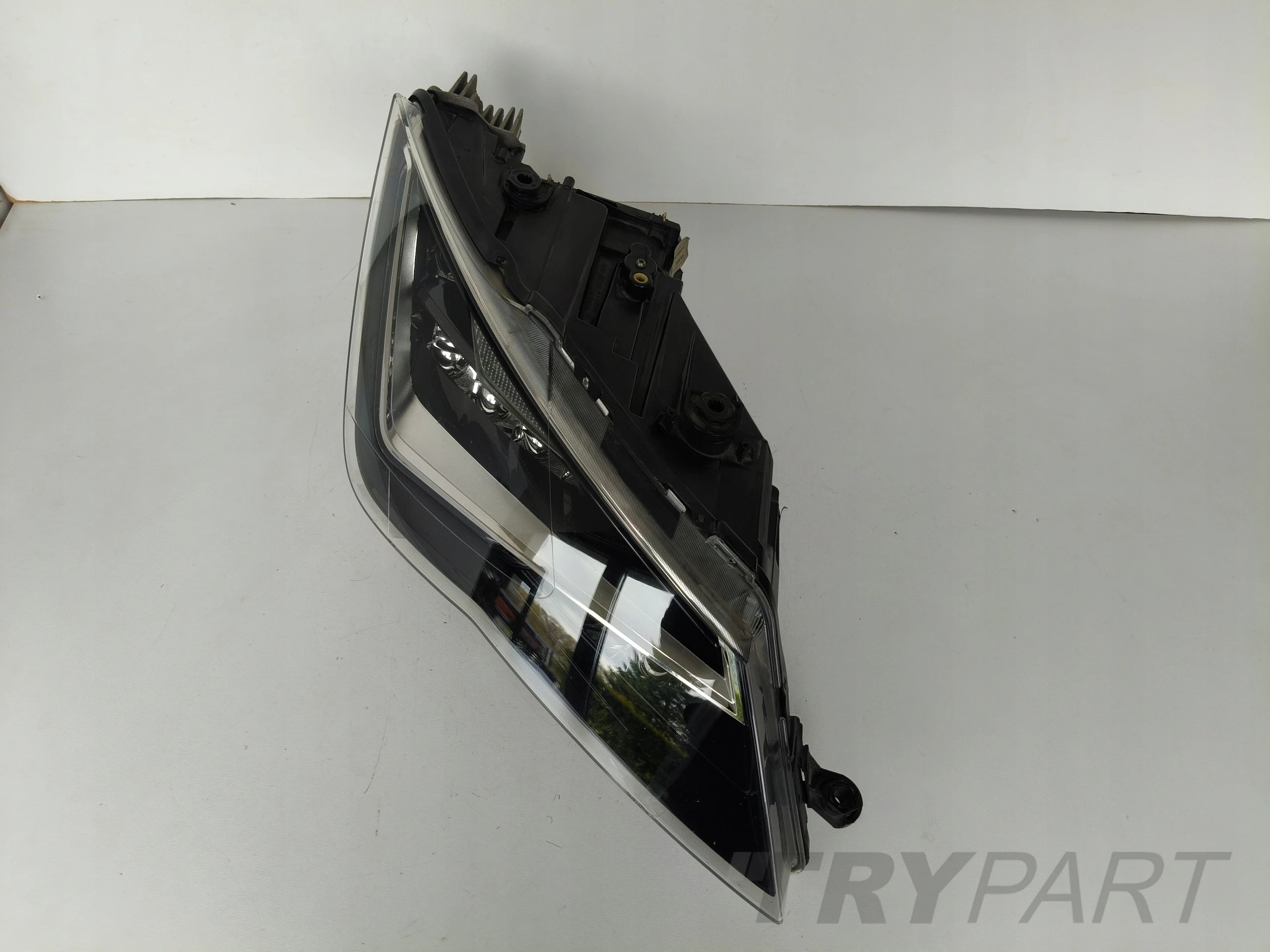 Right Headlight Lamp SEAT LEON III 3 5F 5F0 13-17 FULL LED
