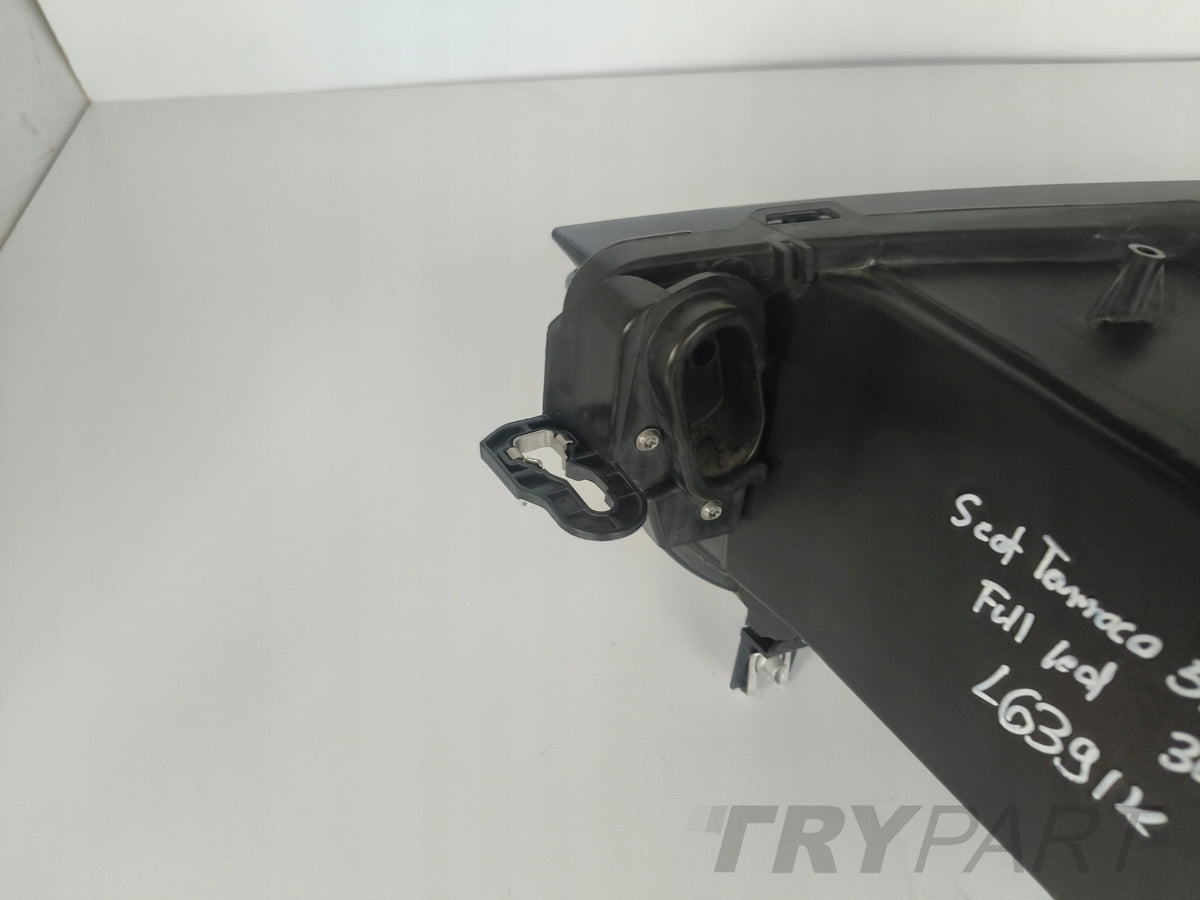 RIGHT HEADLIGHT LAMP SEAT TARRACO 5FJ 18- FULL LED