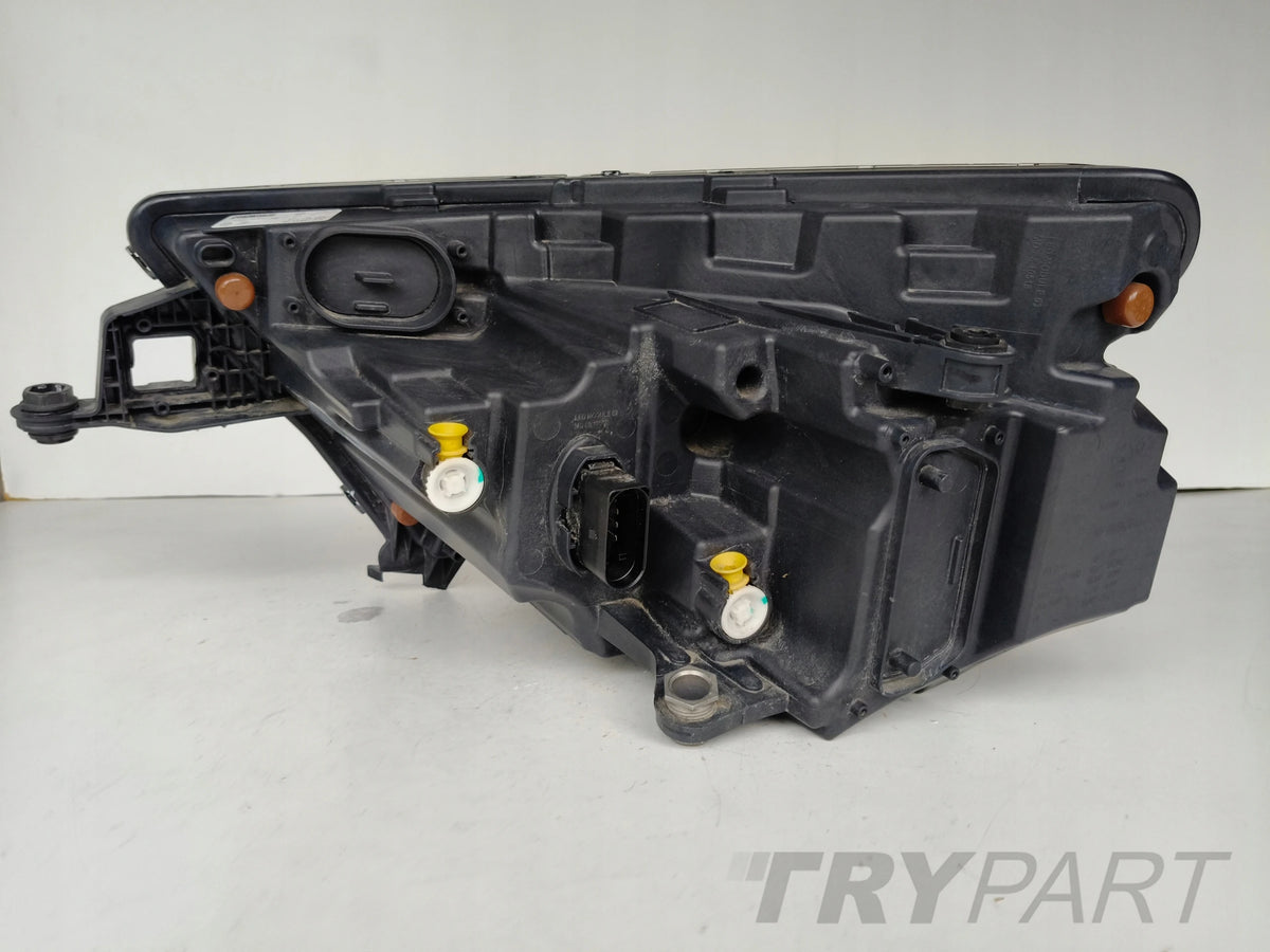 RIGHT HEADLIGHT LAMP SKODA KAMIQ 658 18- LED