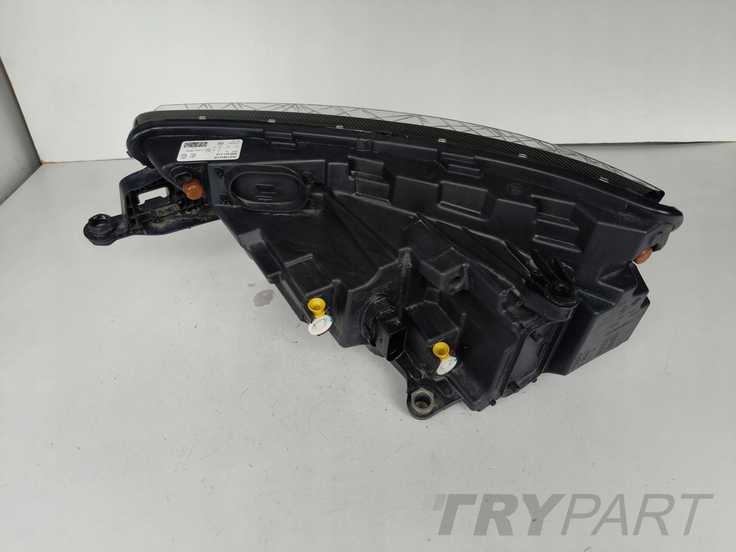 RIGHT HEADLIGHT LAMP SKODA KAMIQ 658 18- LED