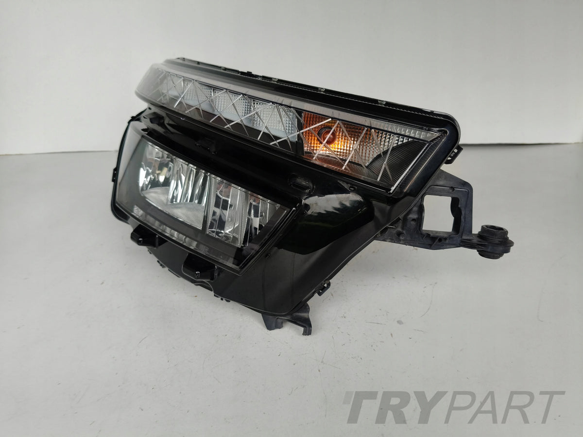 RIGHT HEADLIGHT LAMP SKODA KAMIQ 658 18- LED