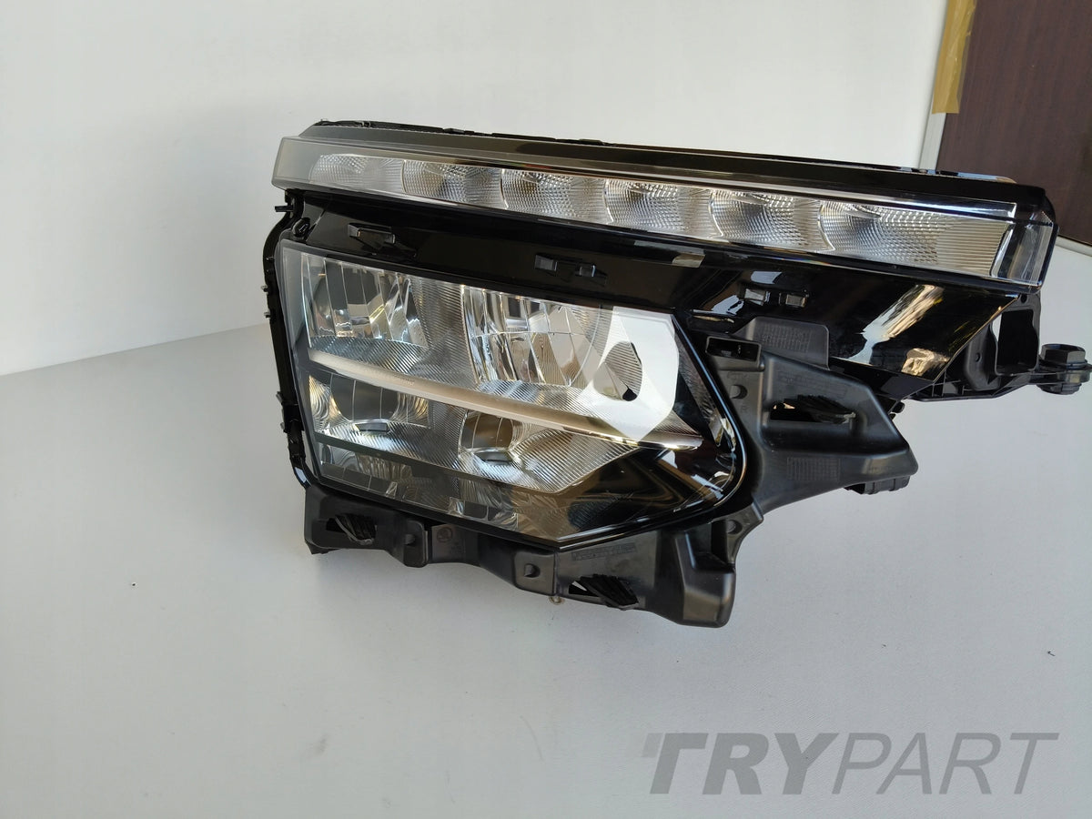 RIGHT HEADLIGHT LAMP SKODA KAMIQ 658 FACELIFT FULL LED