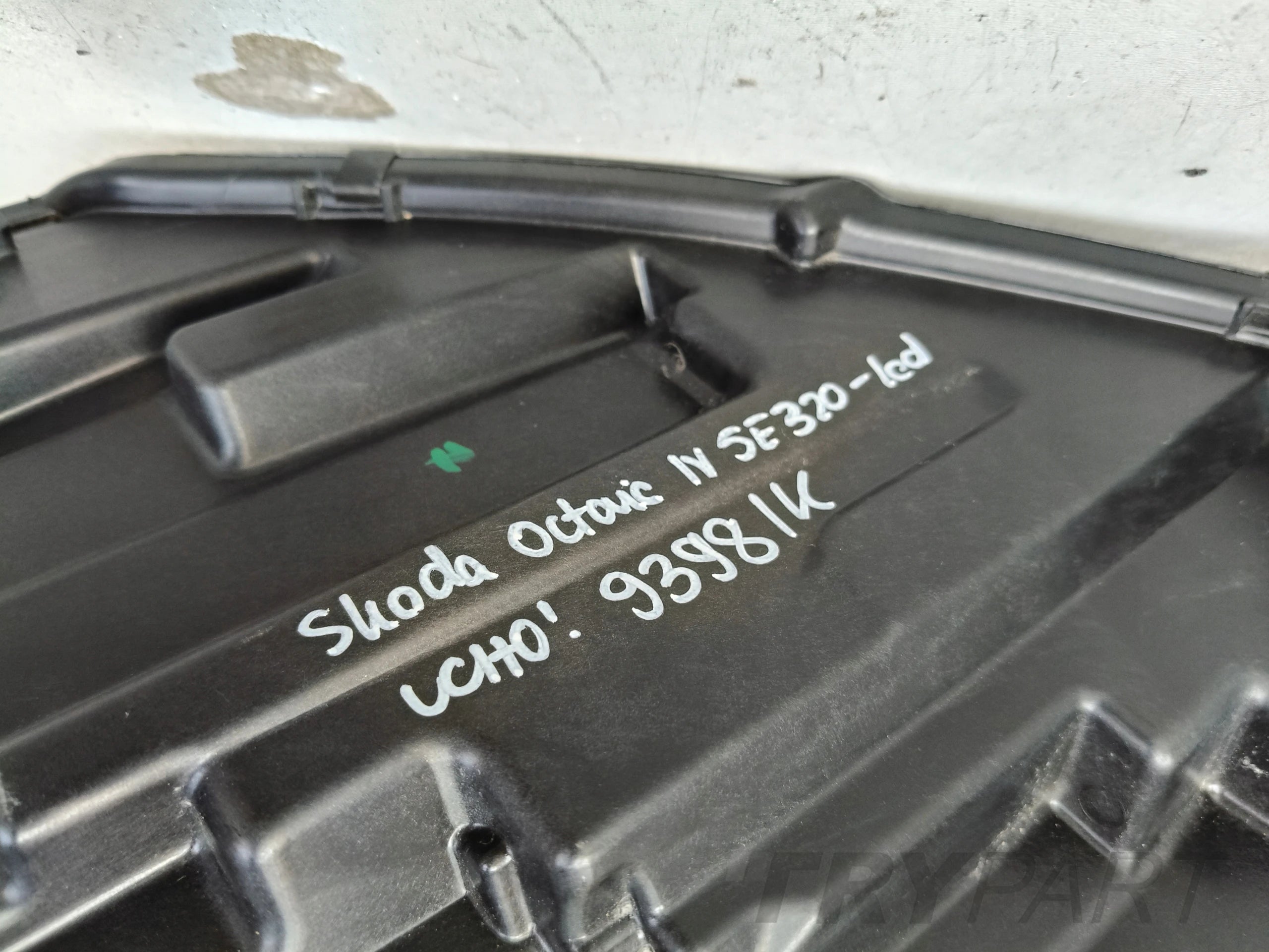 RIGHT HEADLIGHT LAMP SKODA OCTAVIA IV 4 5E3 20- FULL LED