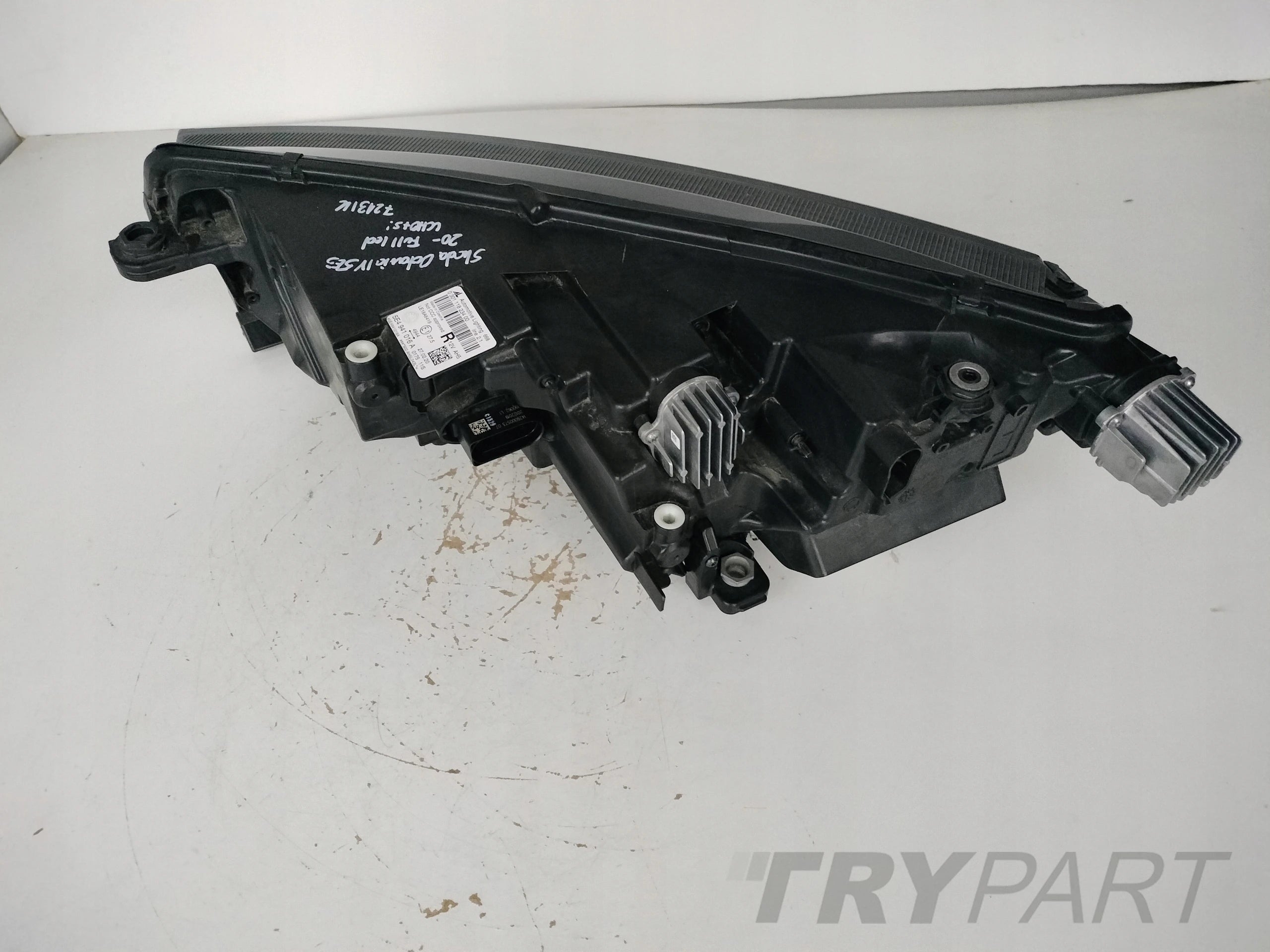 RIGHT HEADLIGHT LAMP SKODA OCTAVIA IV 4 5E3 20- FULL LED