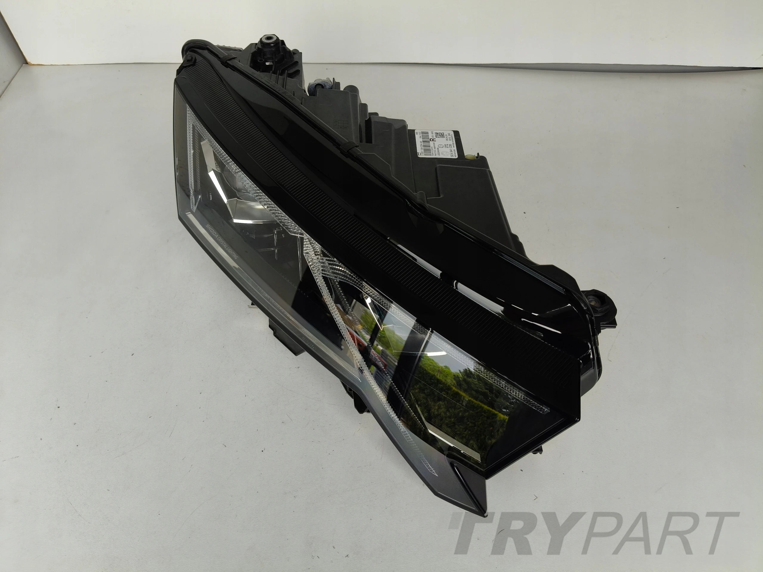 RIGHT HEADLIGHT LAMP SKODA OCTAVIA IV 4 5E3 23- LIFT FULL LED