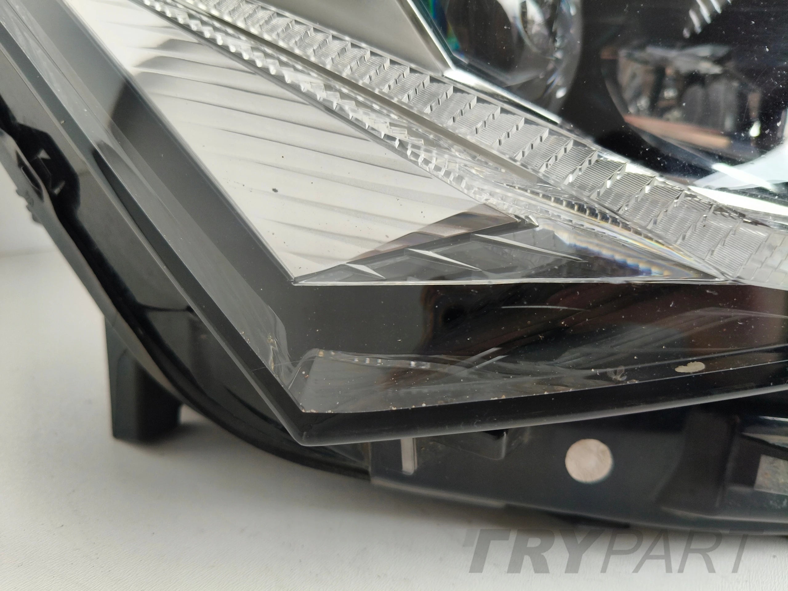 RIGHT HEADLIGHT LAMP SKODA SUPERB IV 4 3P0 23- FULL LED