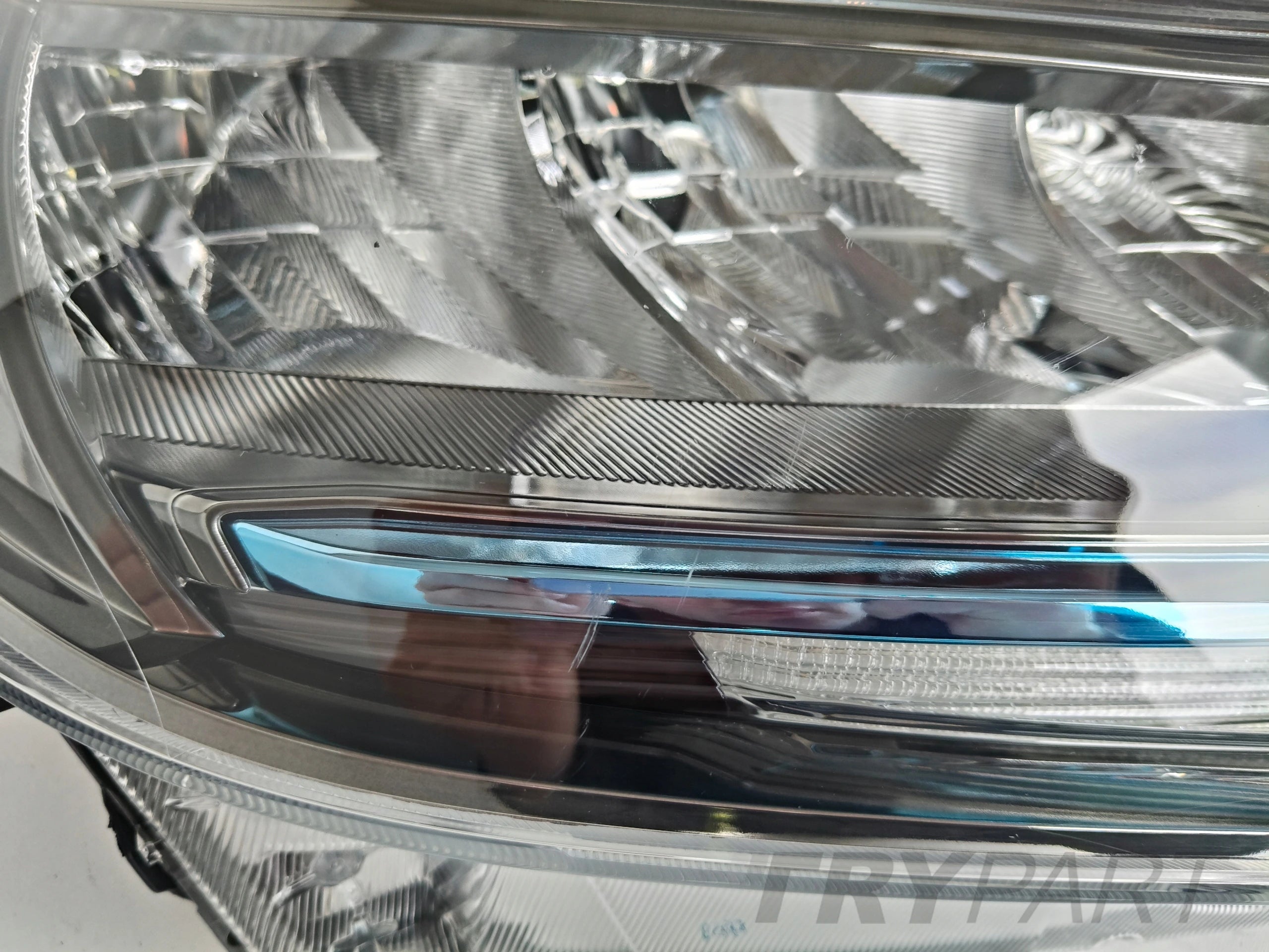 RIGHT HEADLIGHT LAMP SUZUKI VITARA III 18- LIFT FULL LED