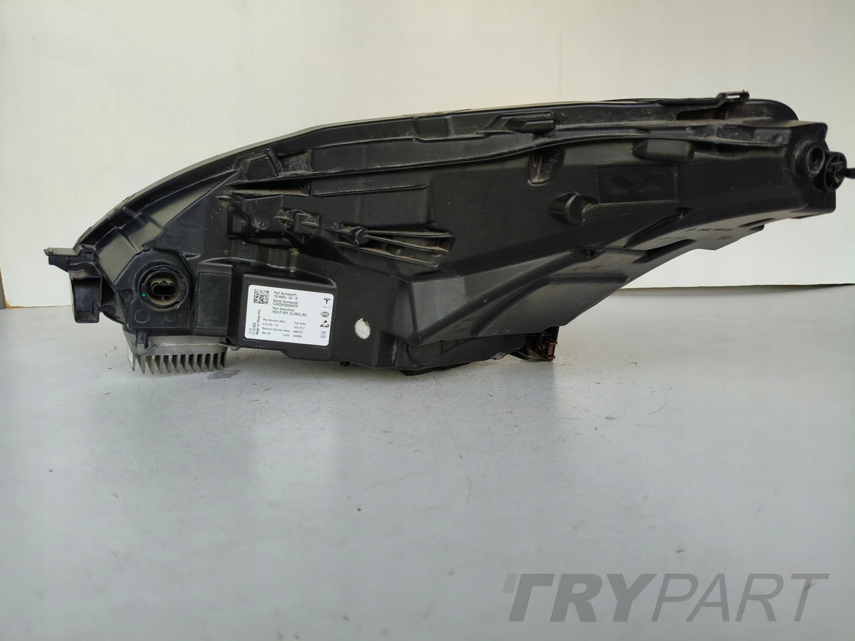 RIGHT HEADLIGHT LAMP TESLA MODEL 3 Y 20- LIFT FULL LED