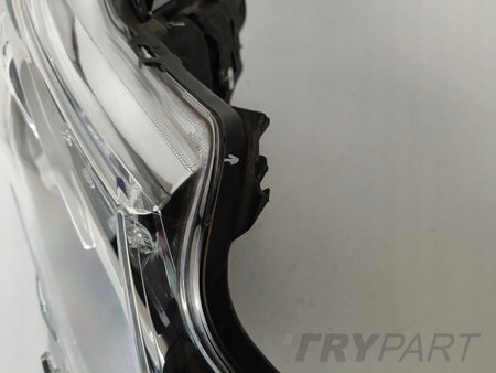 RIGHT HEADLIGHT LAMP TOYOTA AURIS II 12-15 LED