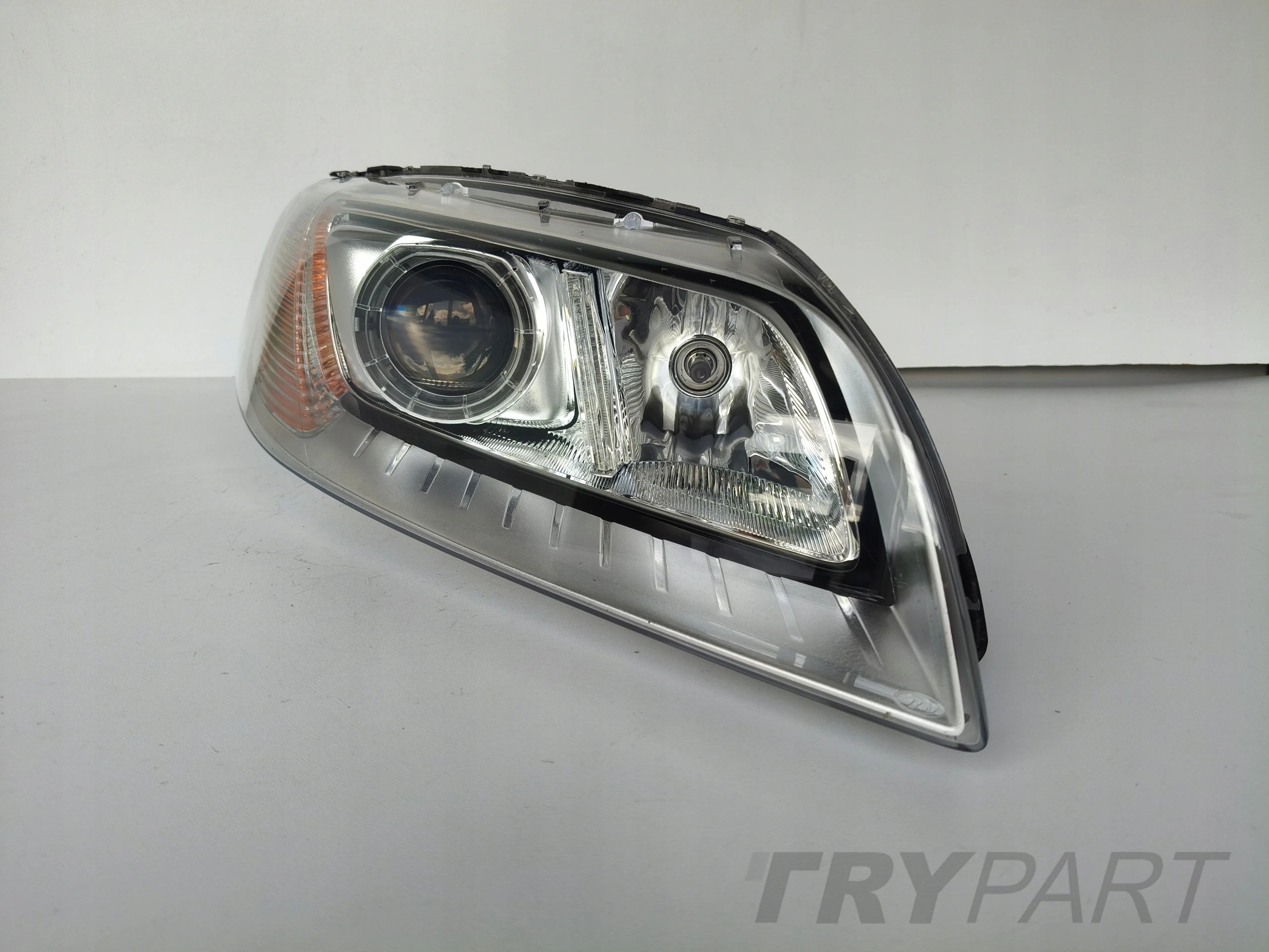 RIGHT HEADLIGHT LAMP VOLVO S80 V70 13- FACELIFT XENON LED ADAPTIVE