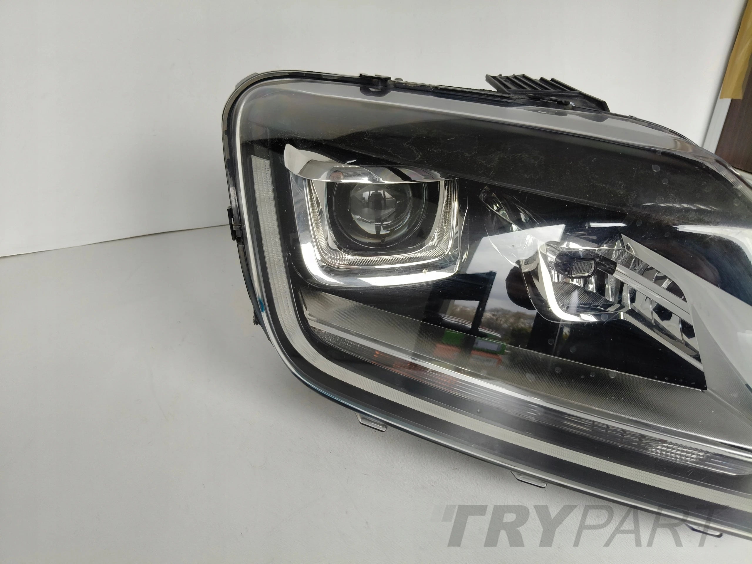 RIGHT HEADLIGHT LAMP VW AMAROK 2H 2H0 16- LIFT XENON LED
