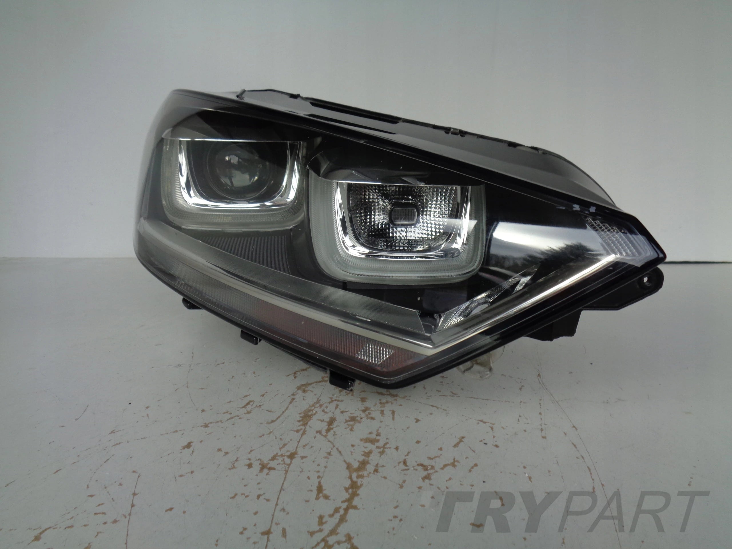 RIGHT HEADLIGHT LAMP VW GOLF SPORTSVAN 510 14- XENON LED