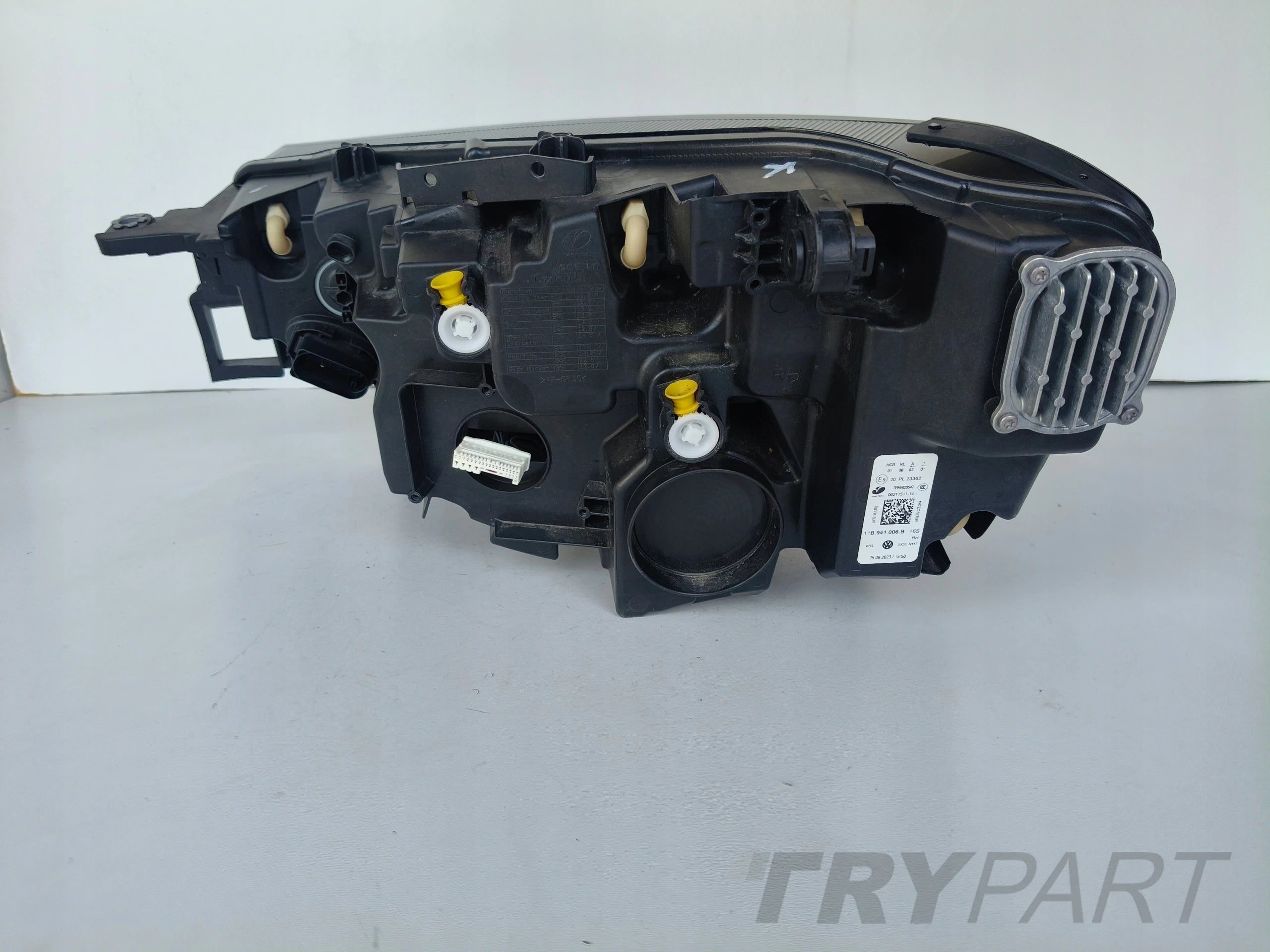 RIGHT HEADLIGHT LAMP VW ID4 11A 21- FULL LED