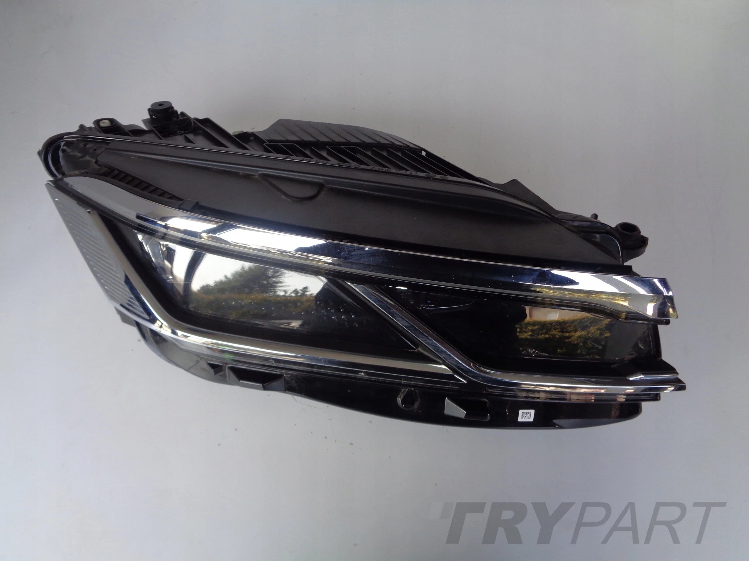RIGHT HEADLIGHT LAMP VW TOUAREG III 760 18- FULL LED