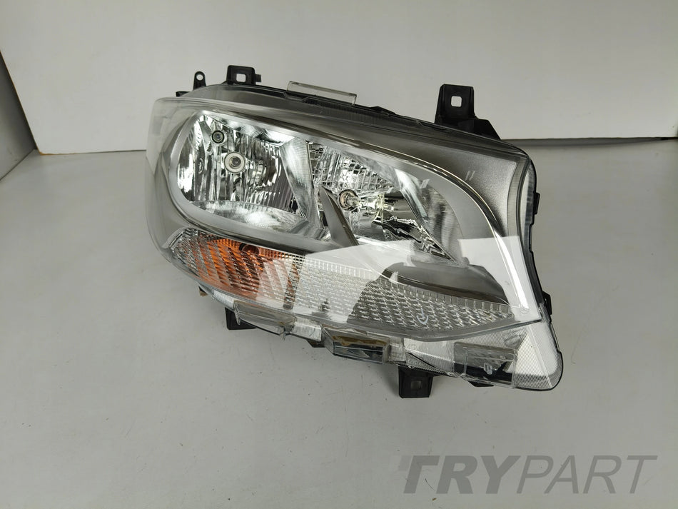 RIGHT HEADLIGHT MERCEDES SPRINTER W910 18-
