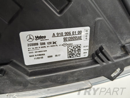 RIGHT HEADLIGHT MERCEDES SPRINTER W910 18-