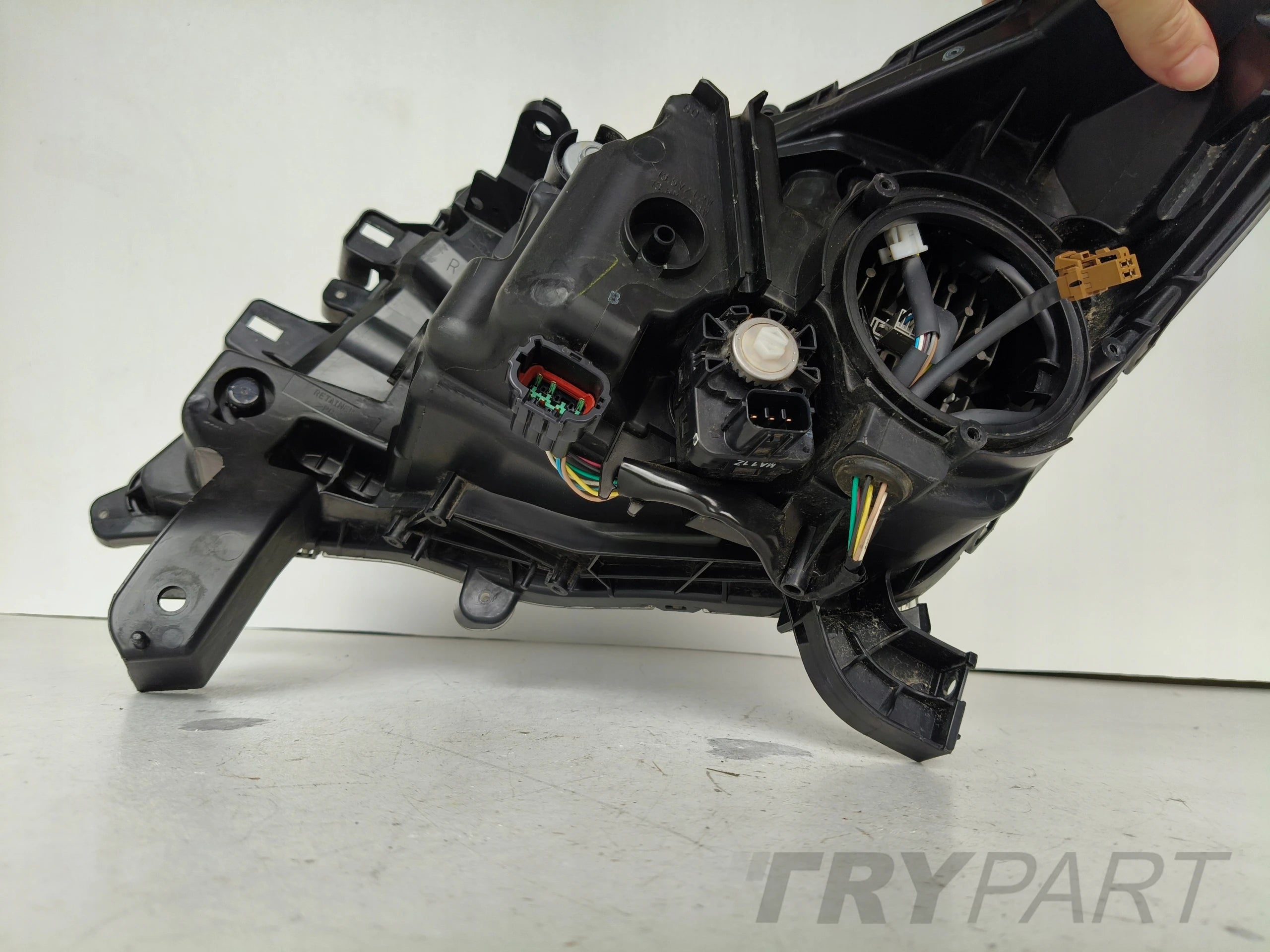 RIGHT HEADLIGHT NISSAN NAVARA D23 NP300 16- FULL LED