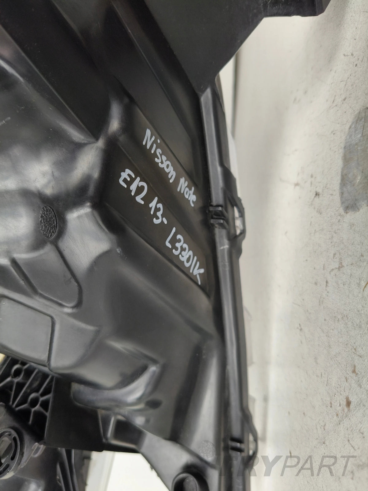 RIGHT HEADLIGHT NISSAN NOTE E12 13-
