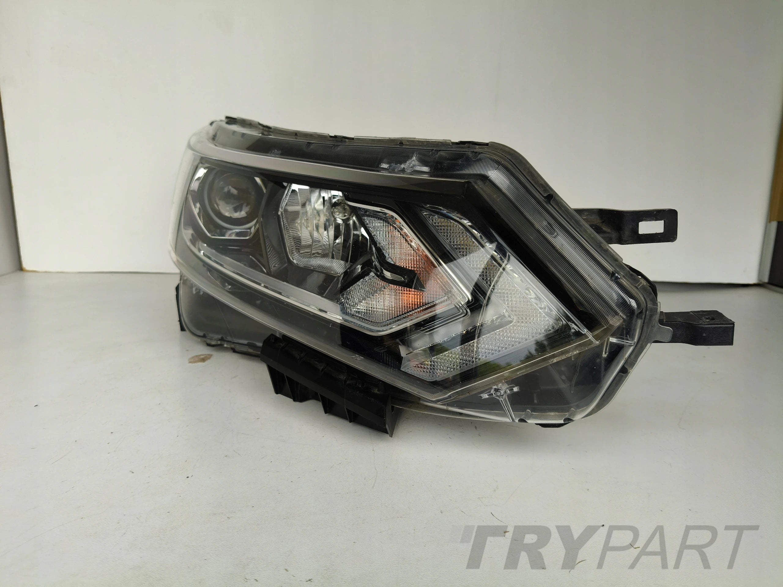 RIGHT HEADLIGHT NISSAN QASHQAI 17- LIFT LED
