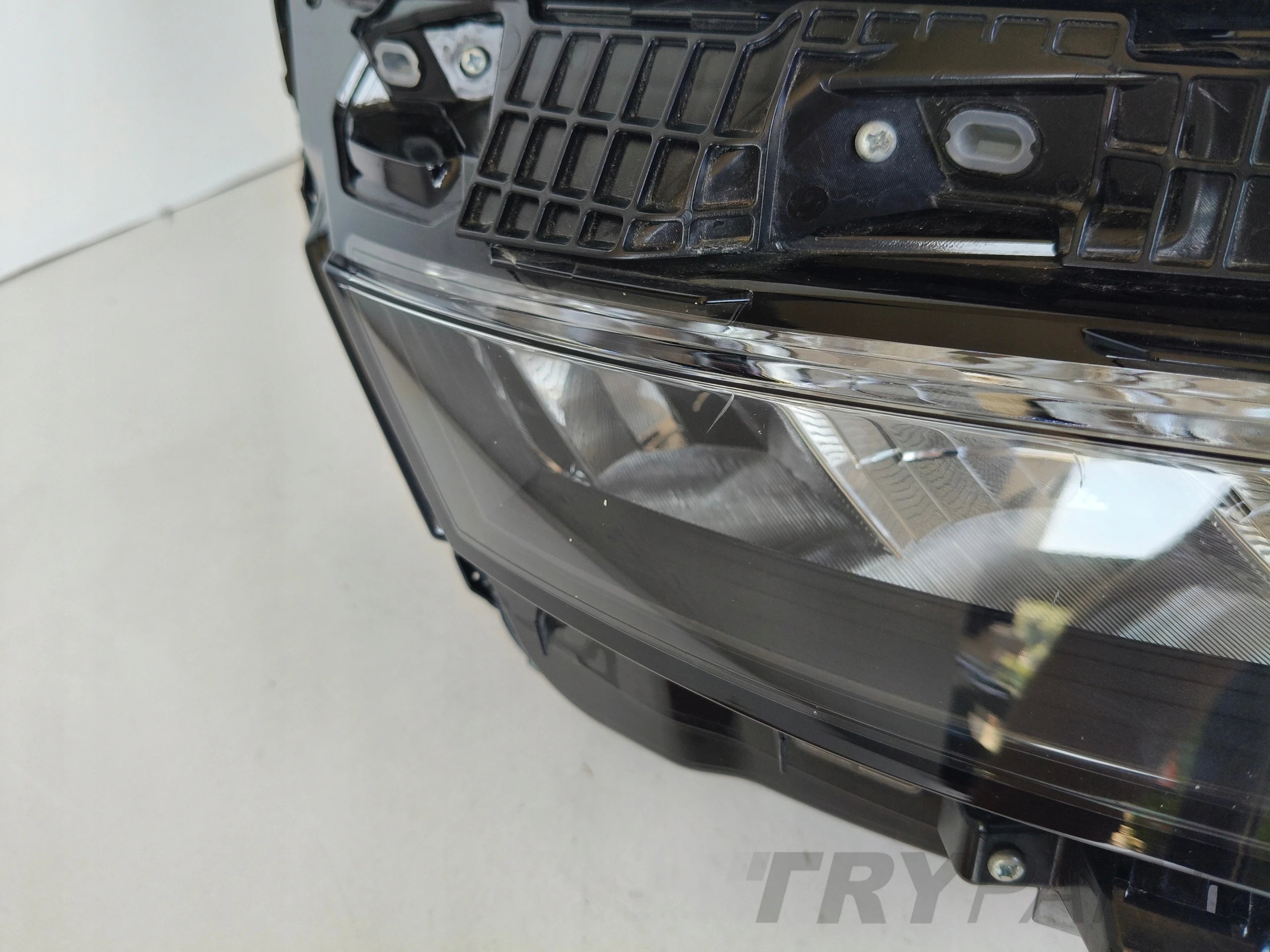 RIGHT HEADLIGHT NISSAN QASHQAI III 20- FULL LED