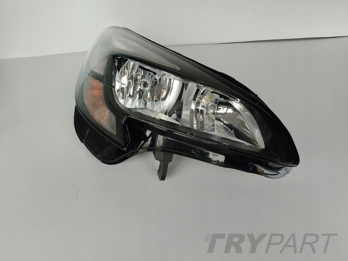 RIGHT HEADLIGHT OPEL CORSA E 14-
