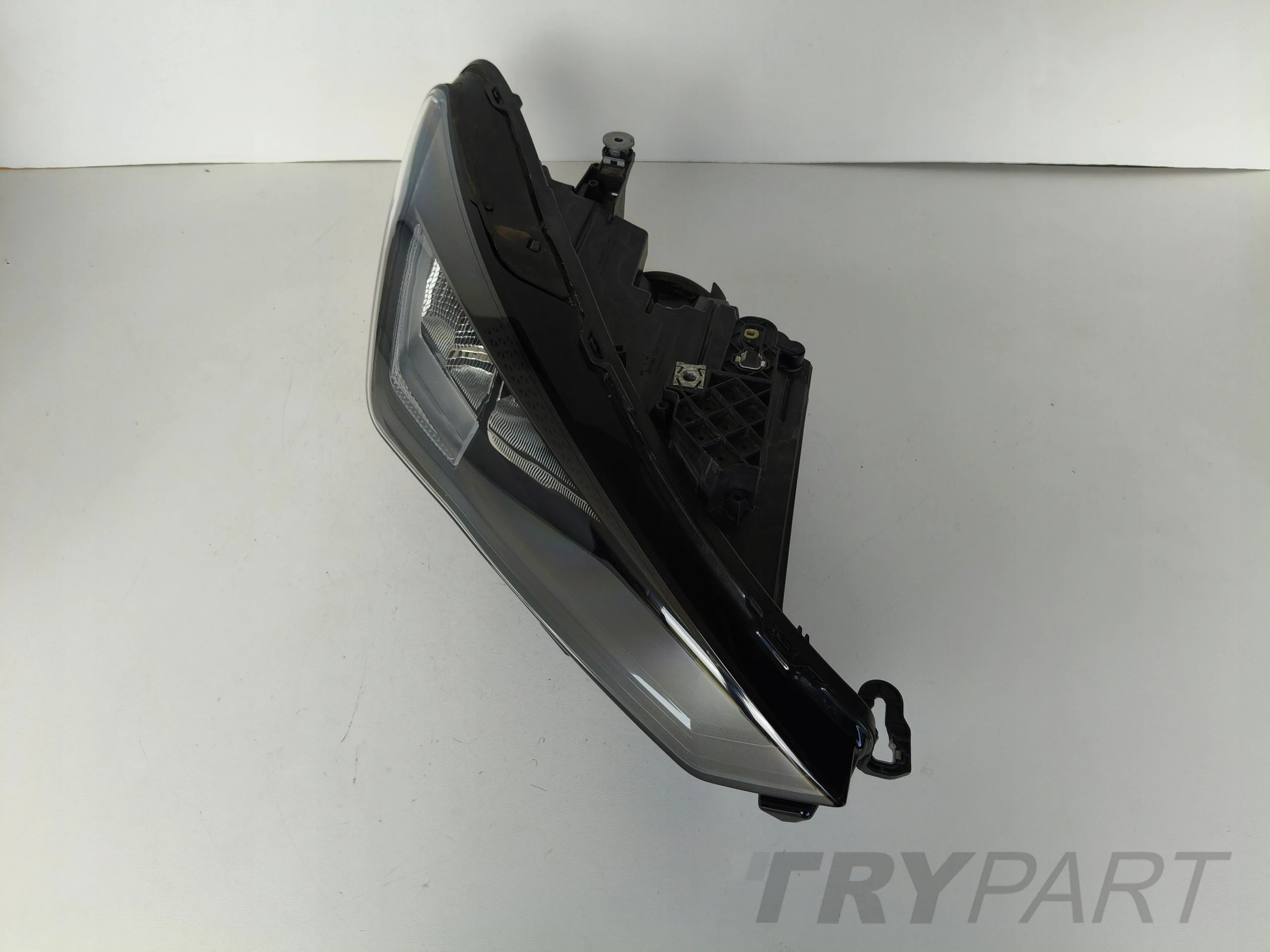RIGHT HEADLIGHT SEAT LEON IV 4 5FA 20- FULL LED