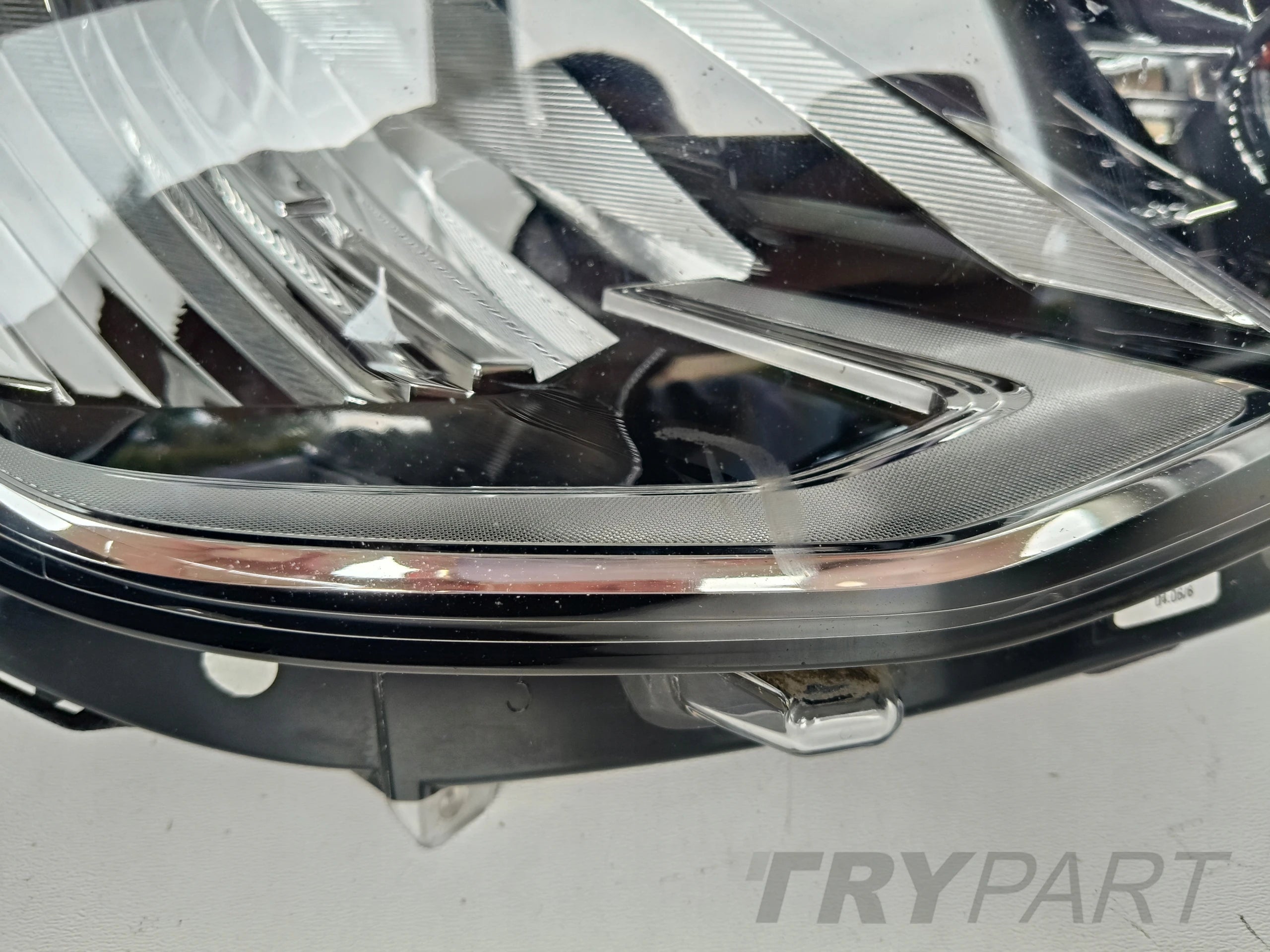 RIGHT HEADLIGHT VW GOLF VIII 8 5H 5H0 20- LED