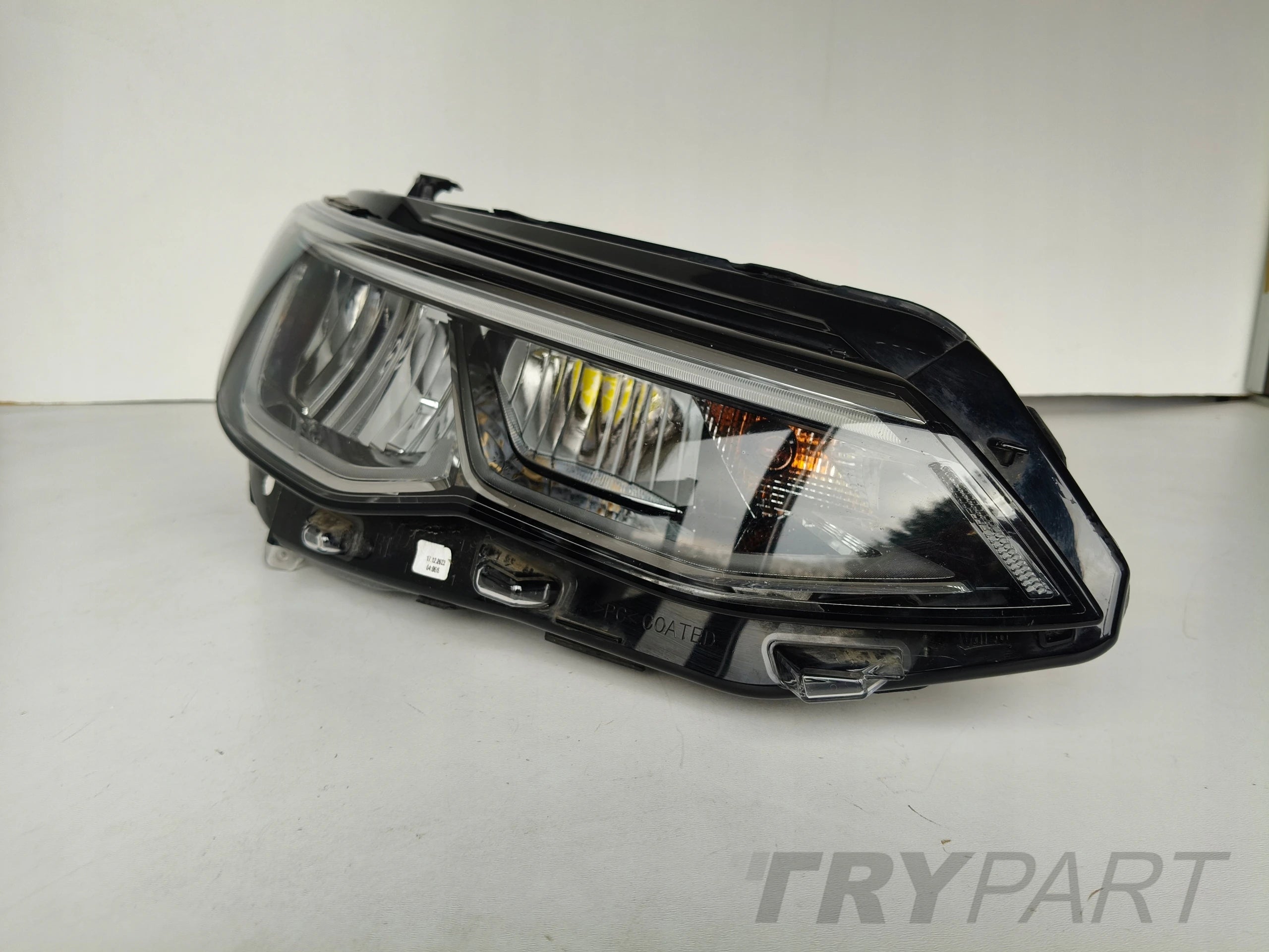 RIGHT HEADLIGHT VW GOLF VIII 8 5H 5H0 20- LED