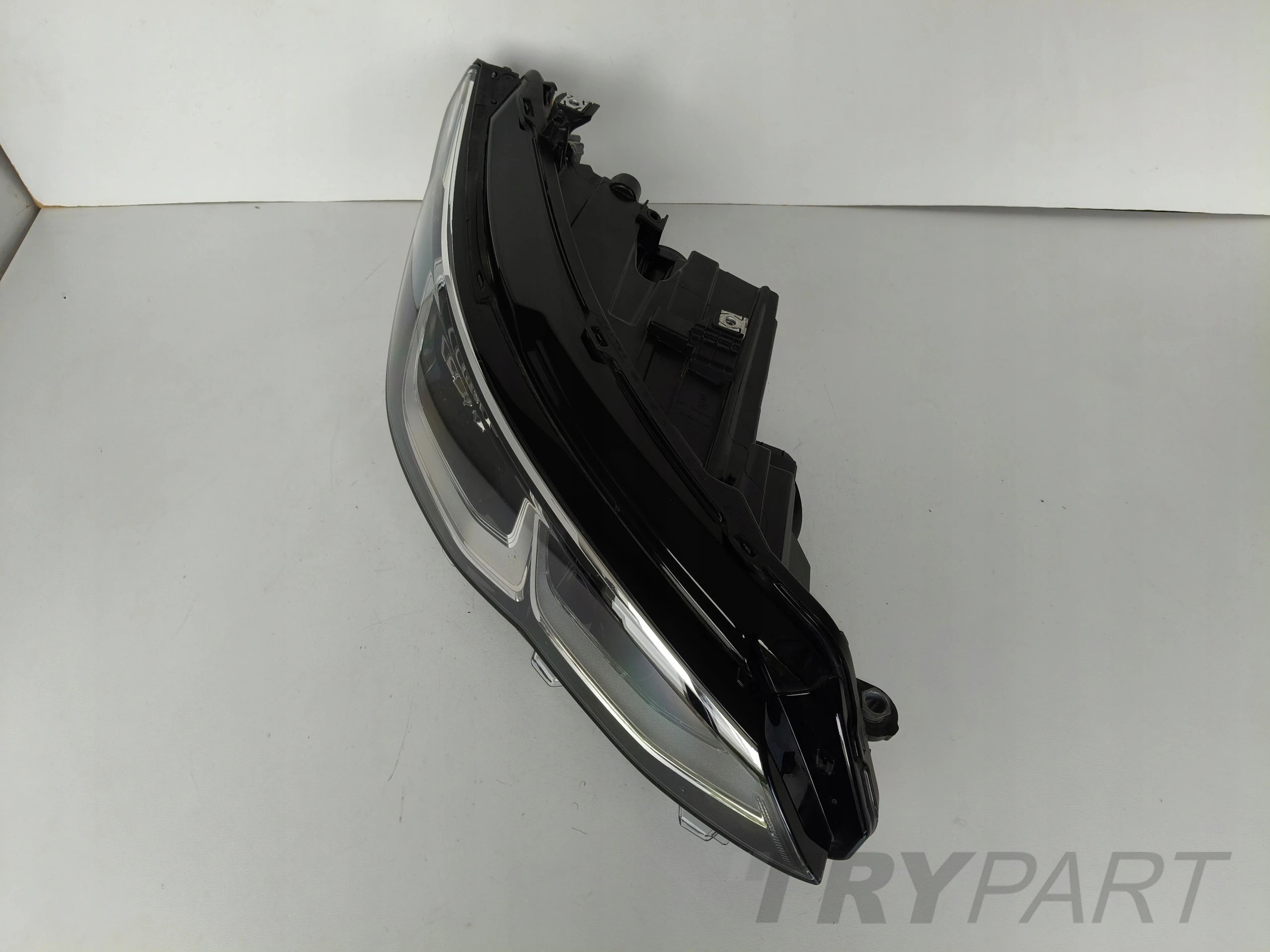 RIGHT HEADLIGHT VW GOLF VIII 8 5H 5H0 20- LED
