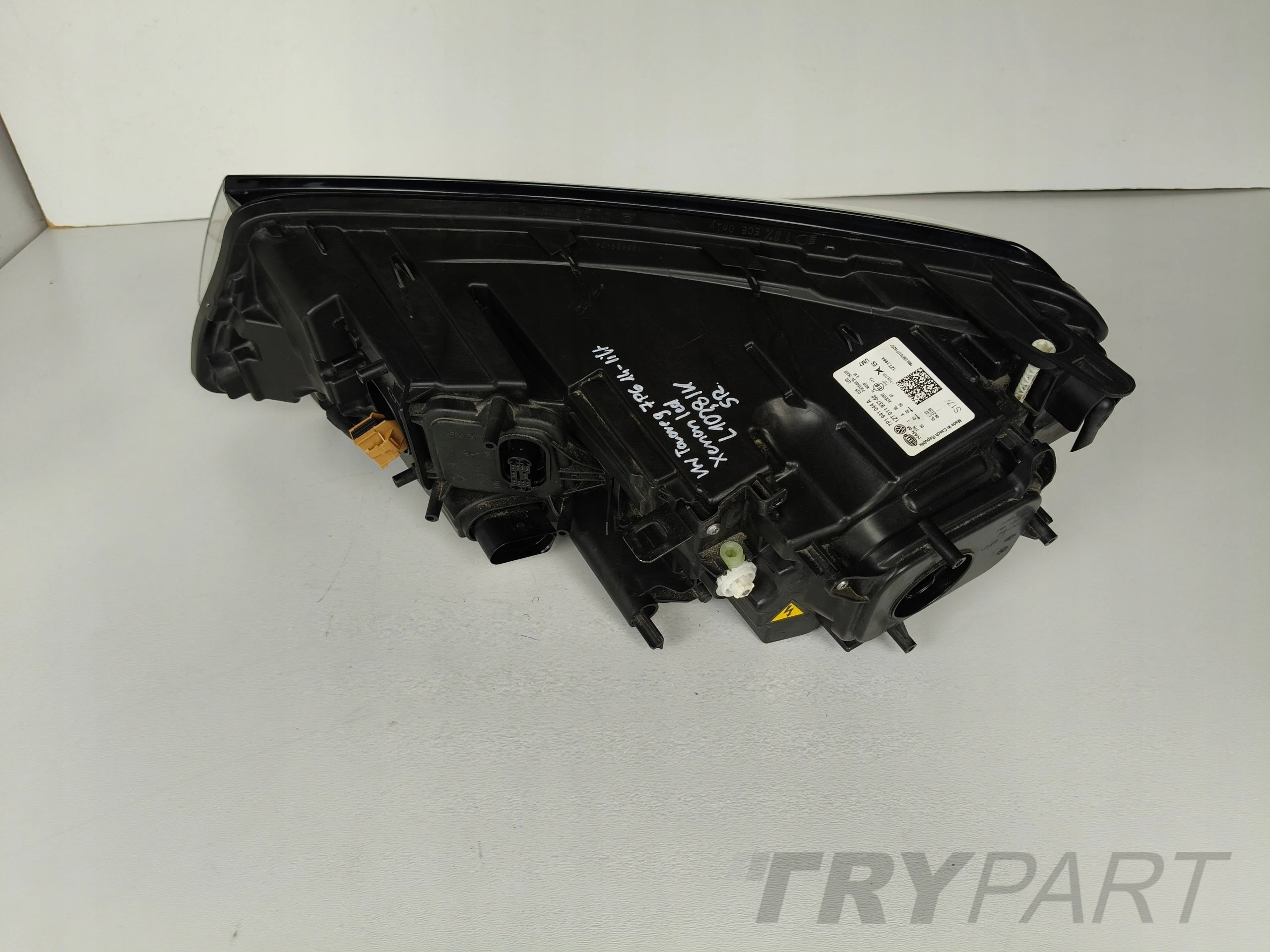 RIGHT HEADLIGHT VW TOUAREG 7P6 14- FACELIFT XENON LED ADAPTIVE