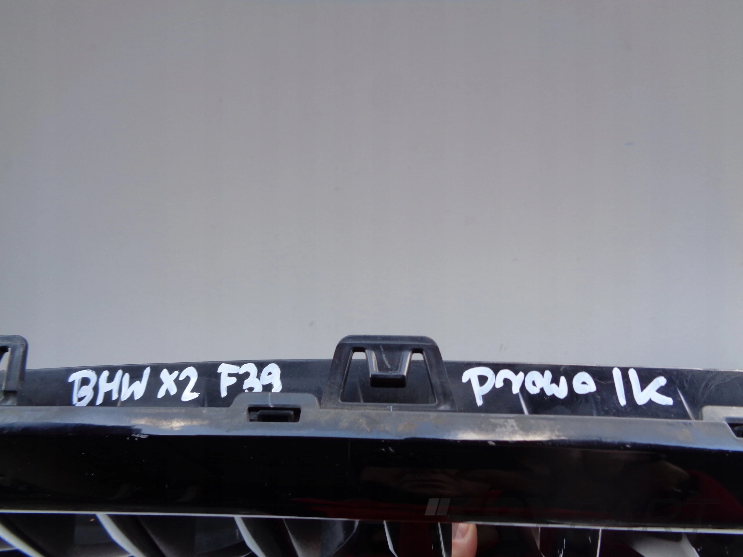 RIGHT KIDNEY GRILLE TRIM BMW X2 F39 18-