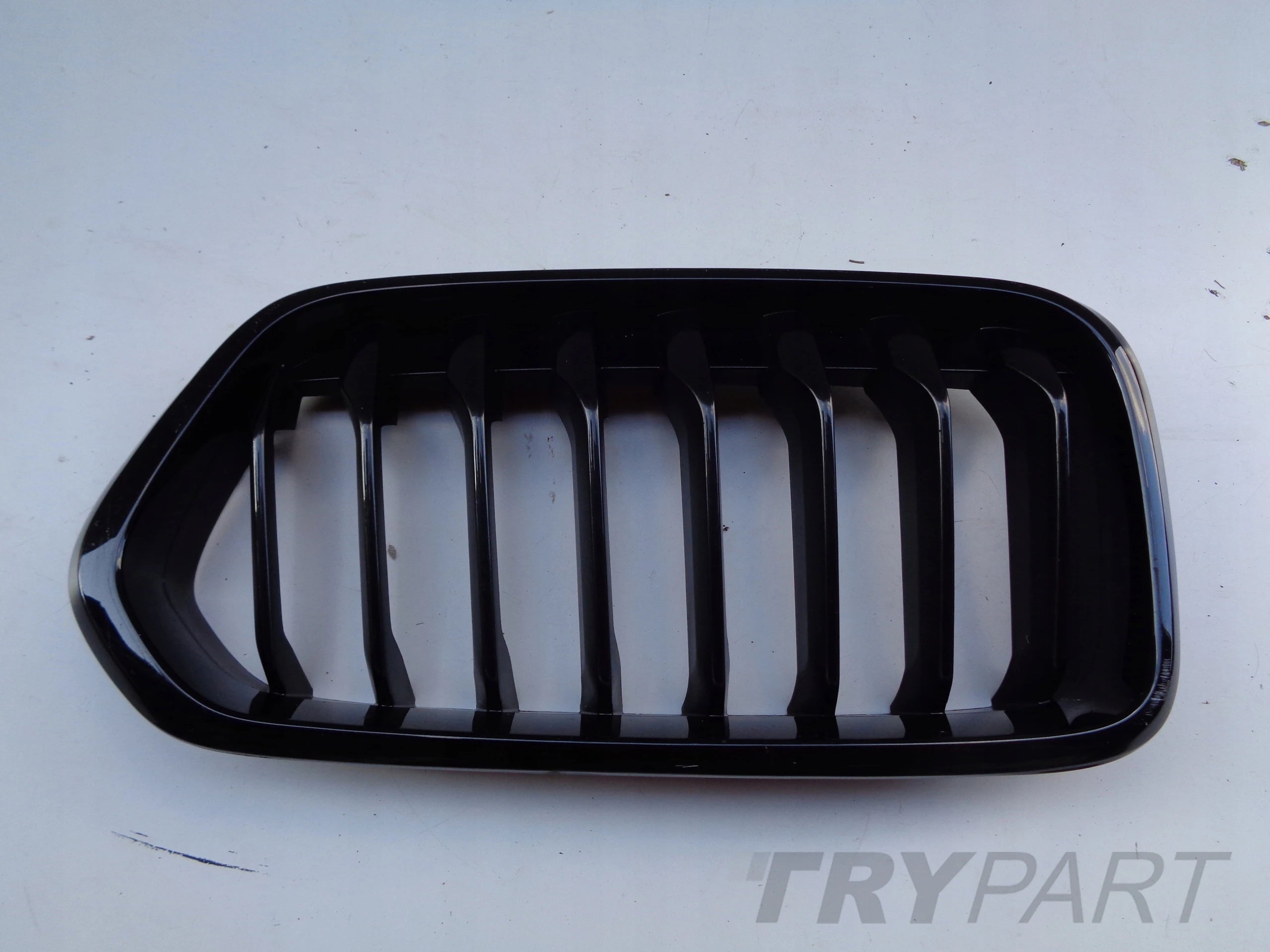 RIGHT KIDNEY GRILLE TRIM BMW X2 F39 18-