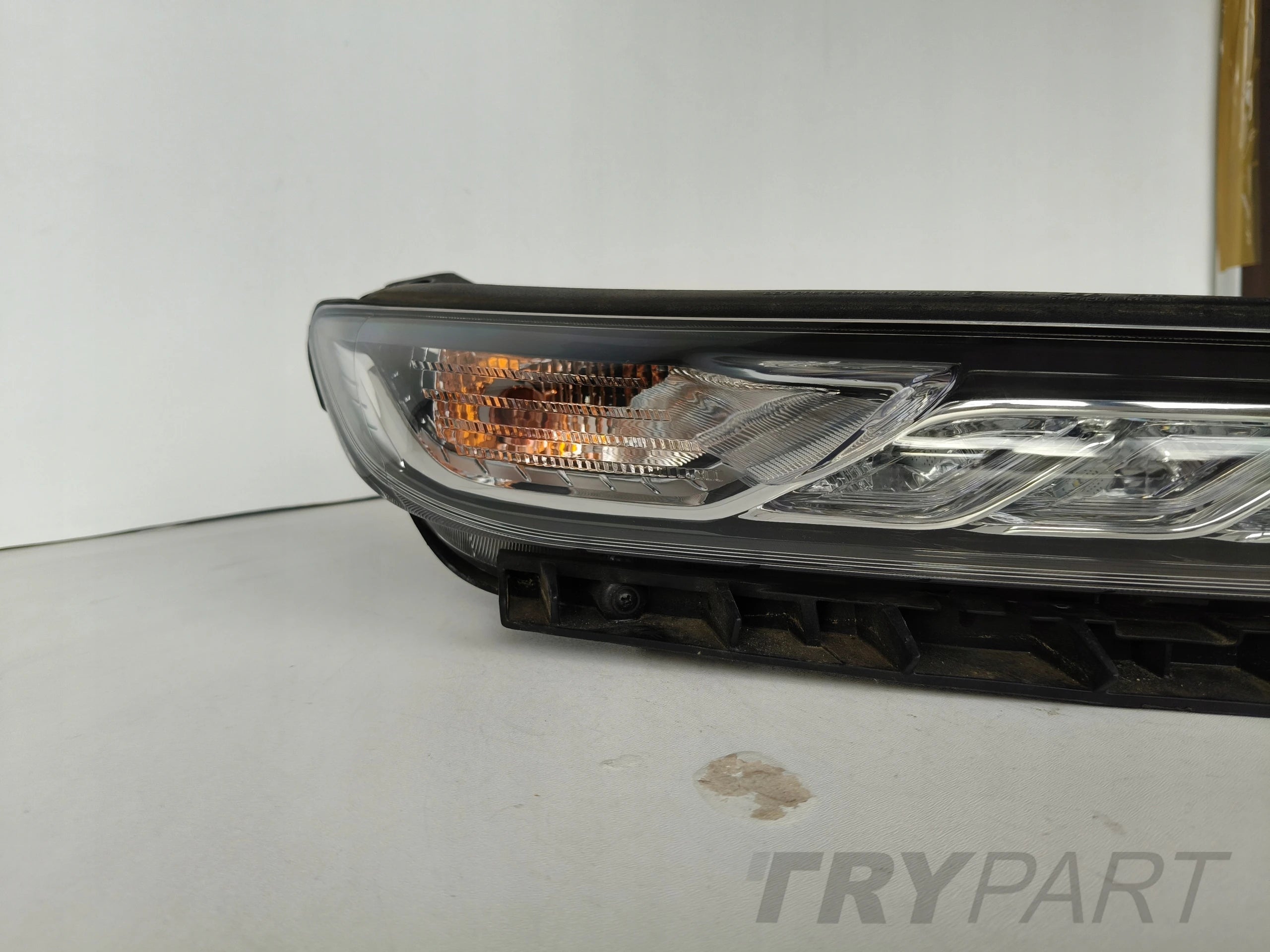 RIGHT LED DRL FOG LIGHT HYUNDAI KONA 17-