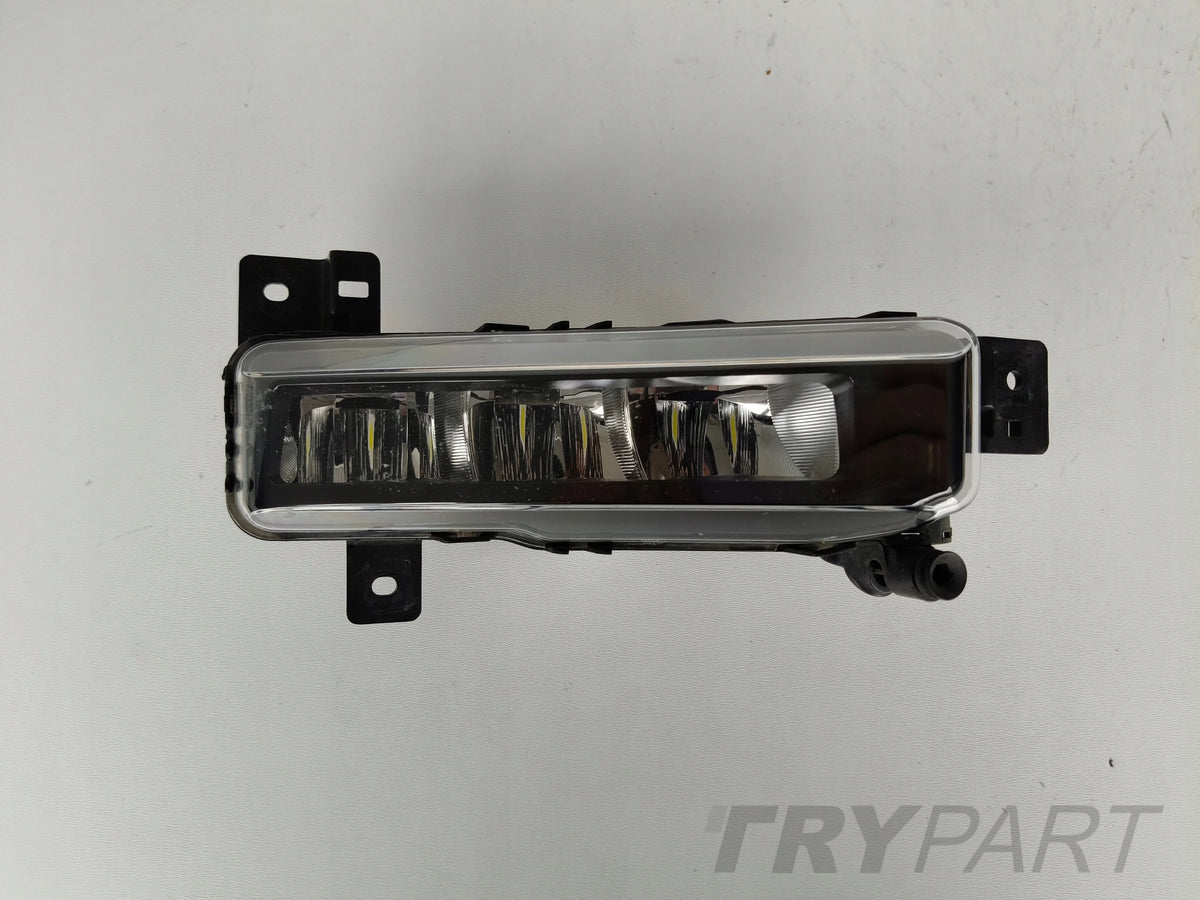 Right LED fog light for BMW 2 Series F45/F46 2018- Facelift
